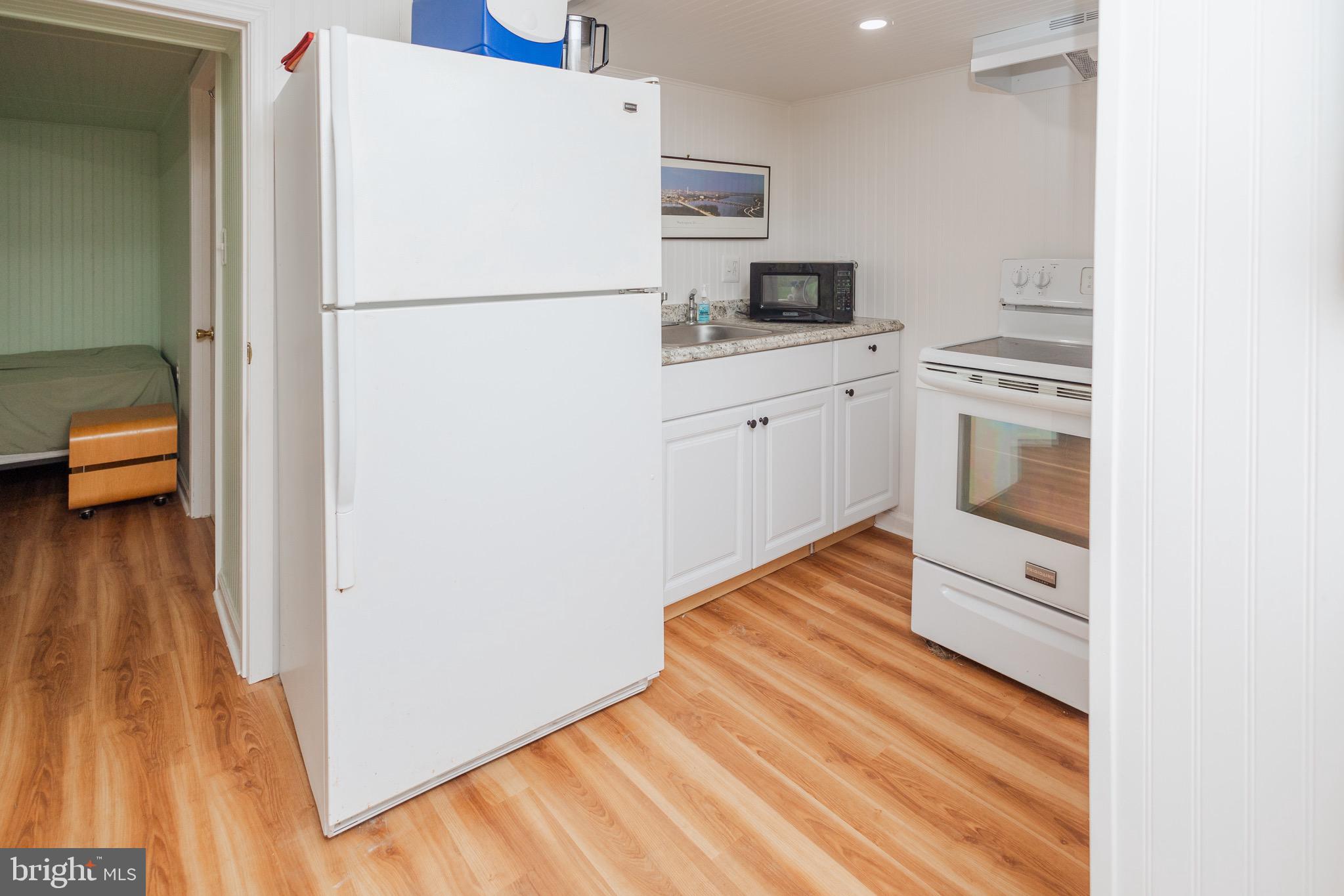 ROLLING ACRES - Residential