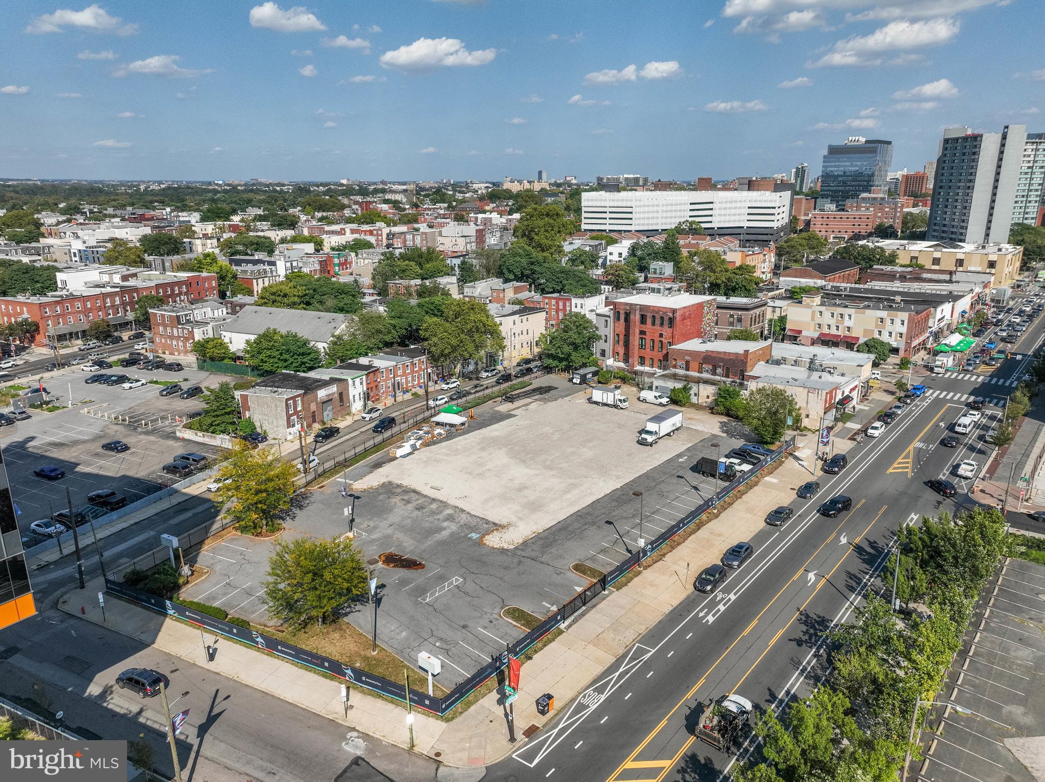 UNIVERSITY CITY - Commercial Sale