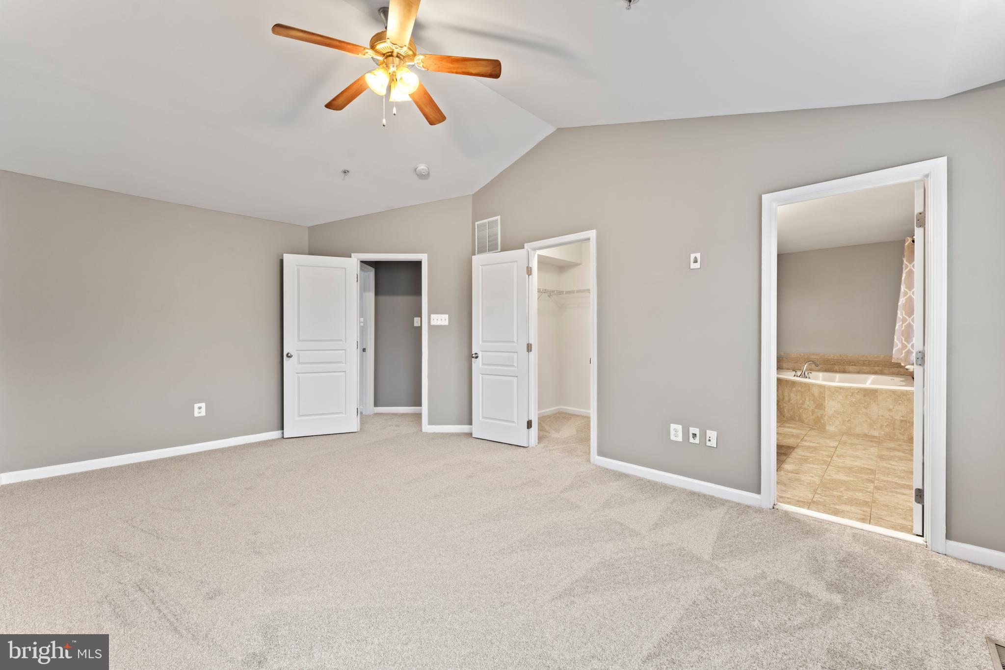 SETON HILL - Residential