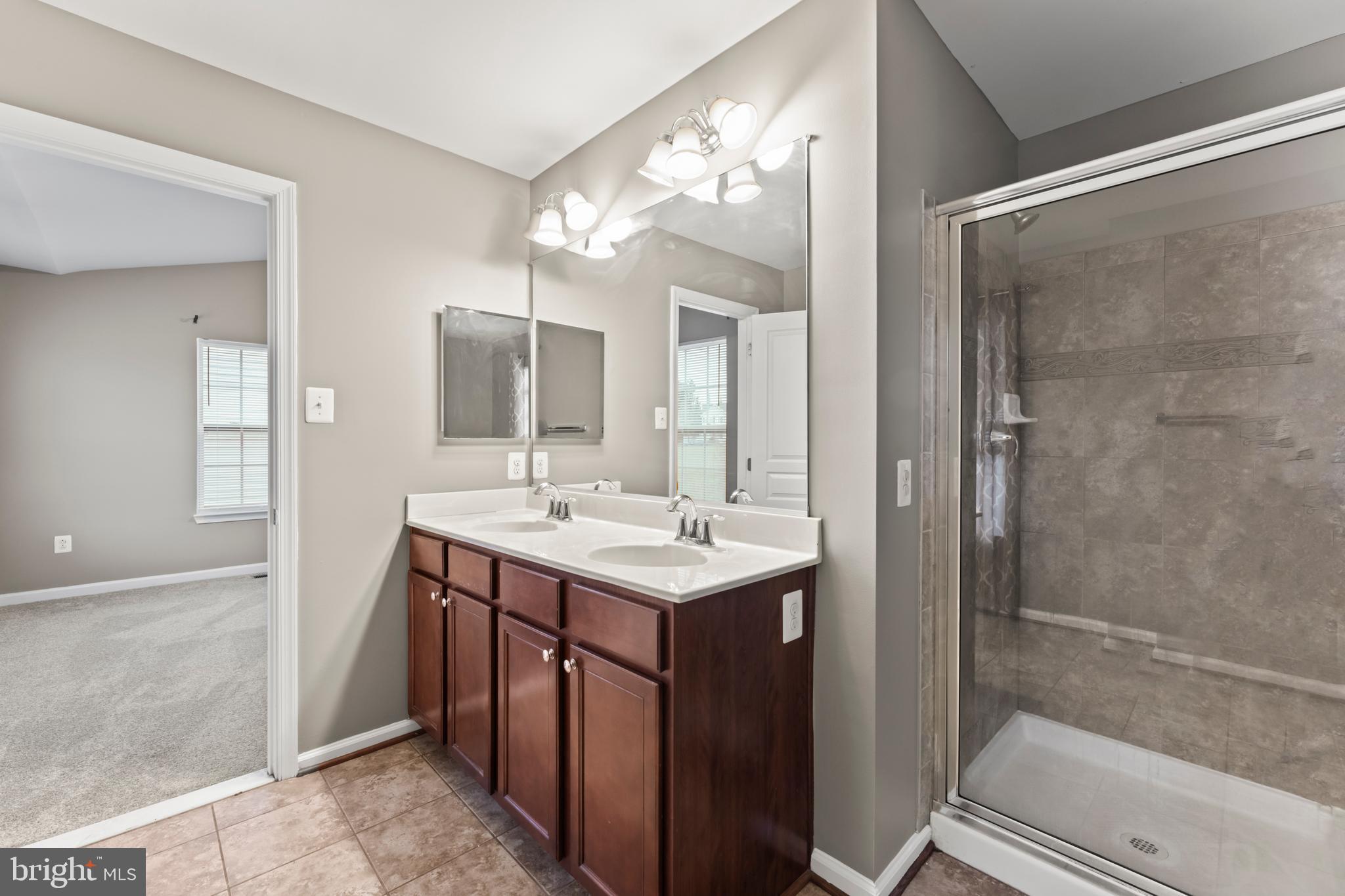 SETON HILL - Residential