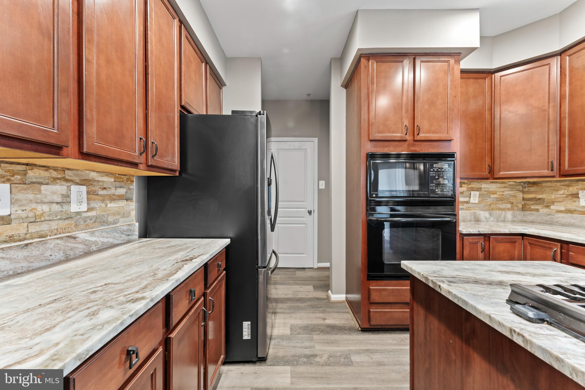 SETON HILL - Residential