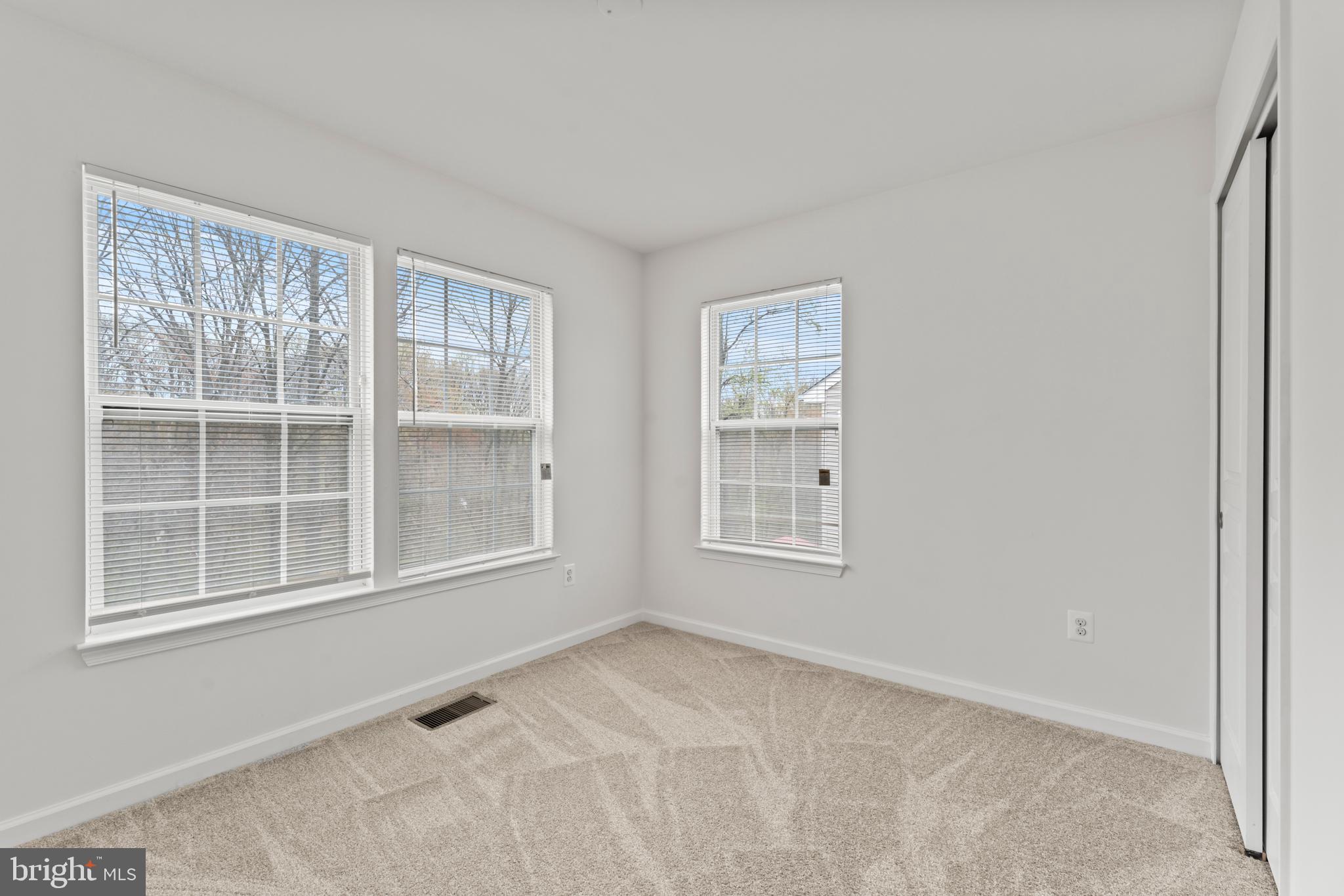 SETON HILL - Residential