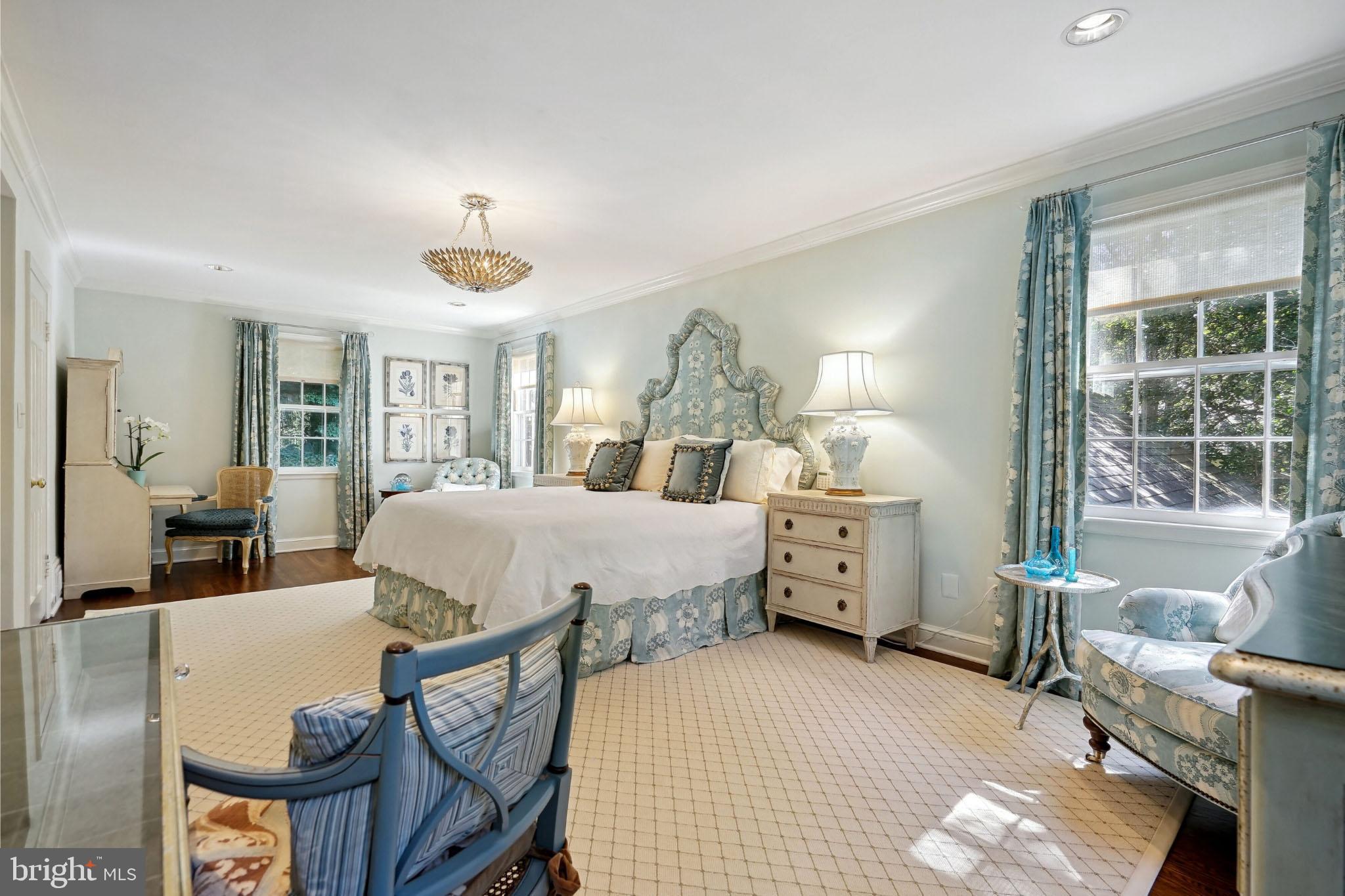 SPRING VALLEY - Residential