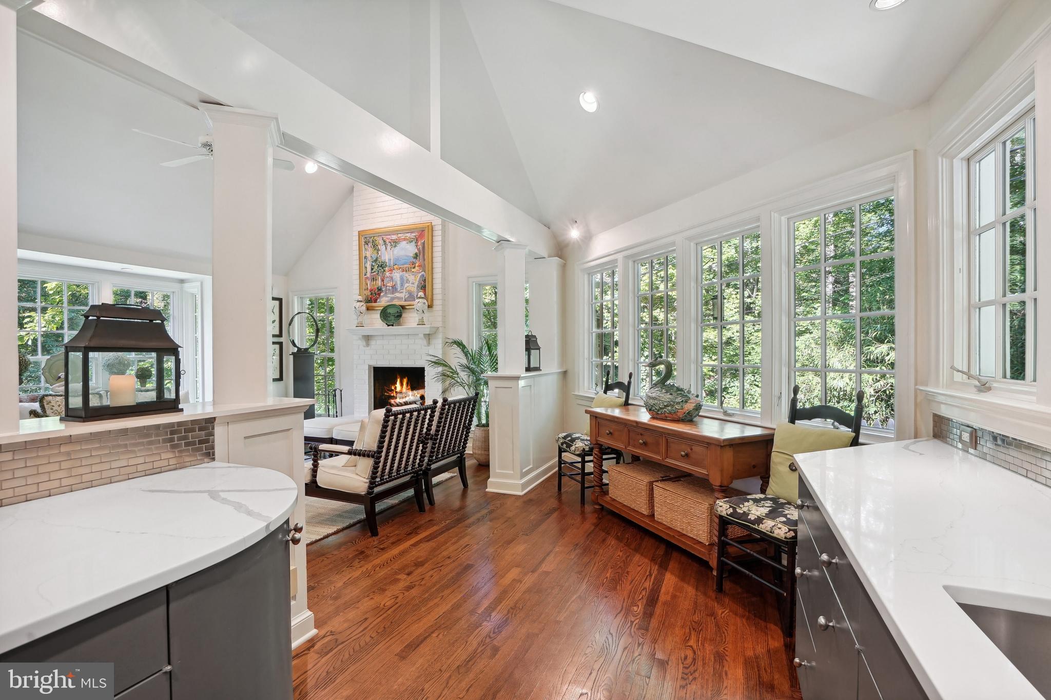 SPRING VALLEY - Residential