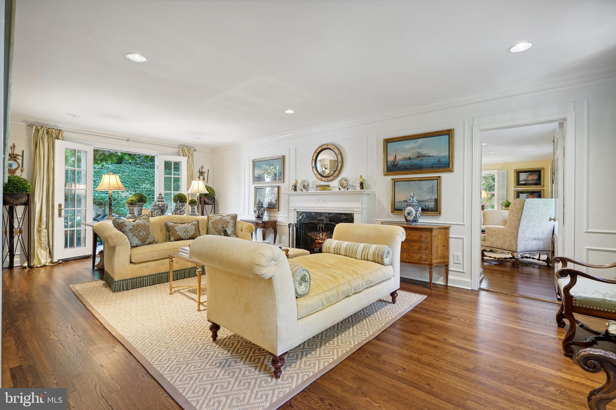 SPRING VALLEY - Residential