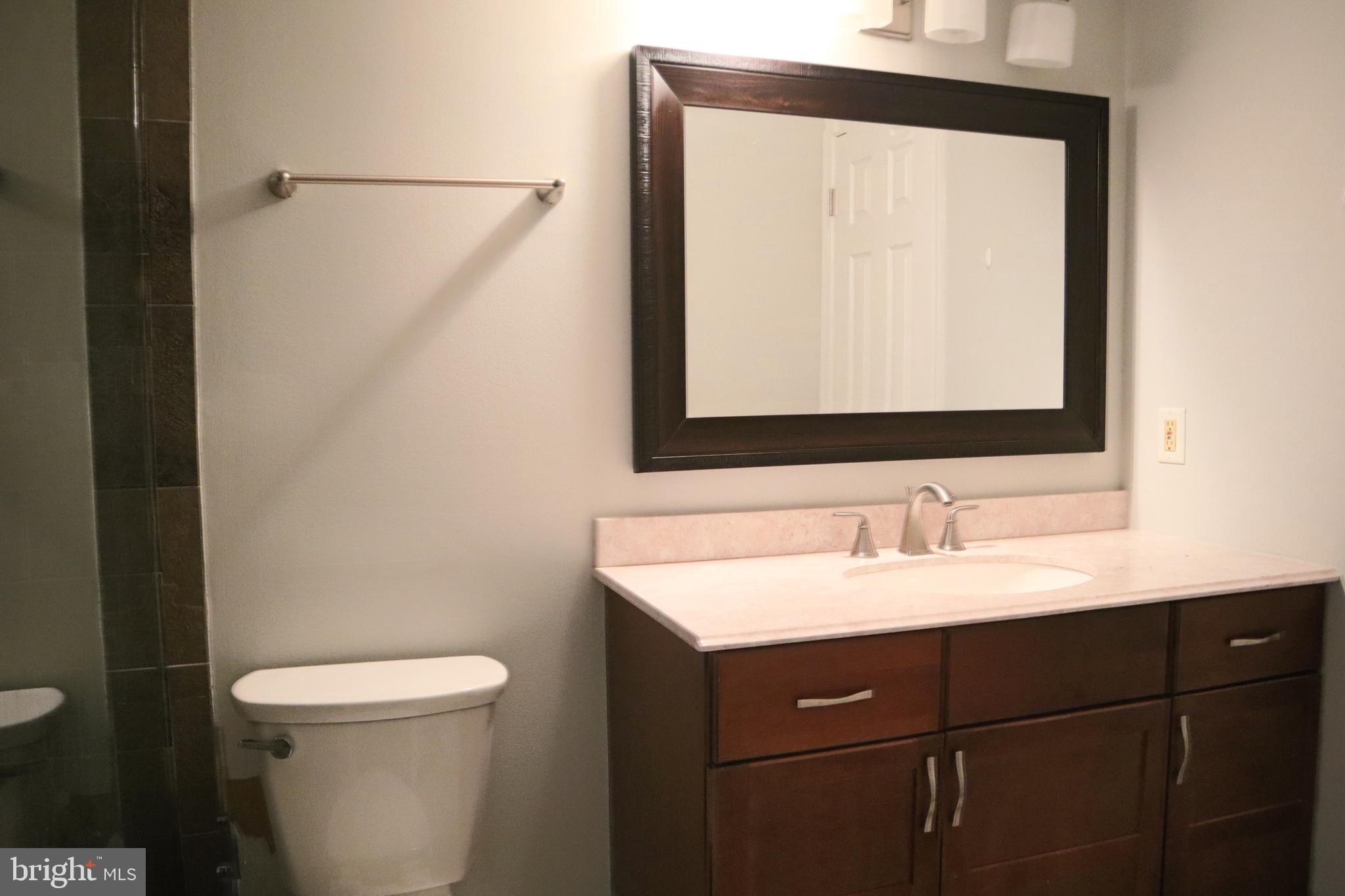 CITY COMMONS - Residential Lease