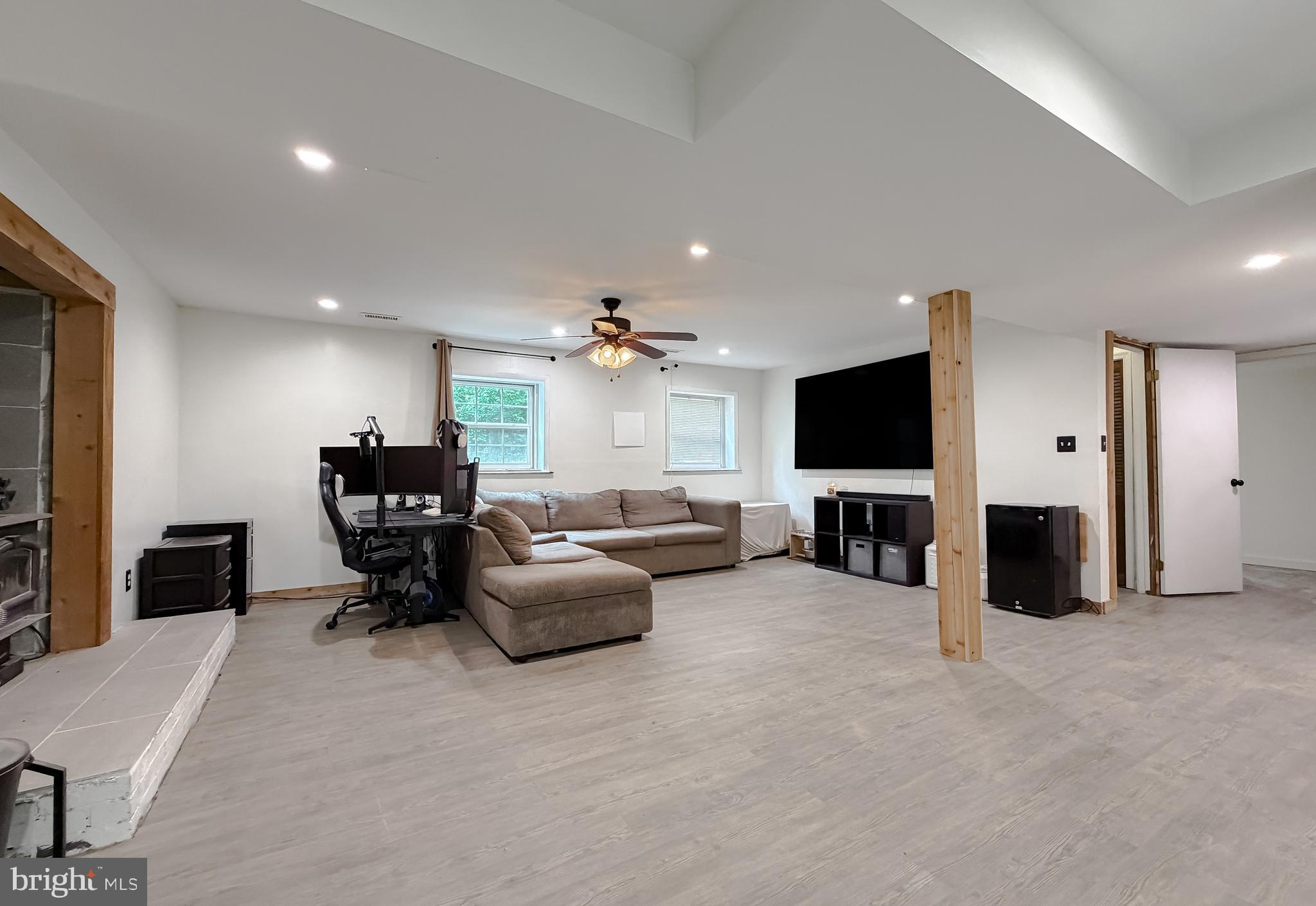 WHITE SANDS - Residential