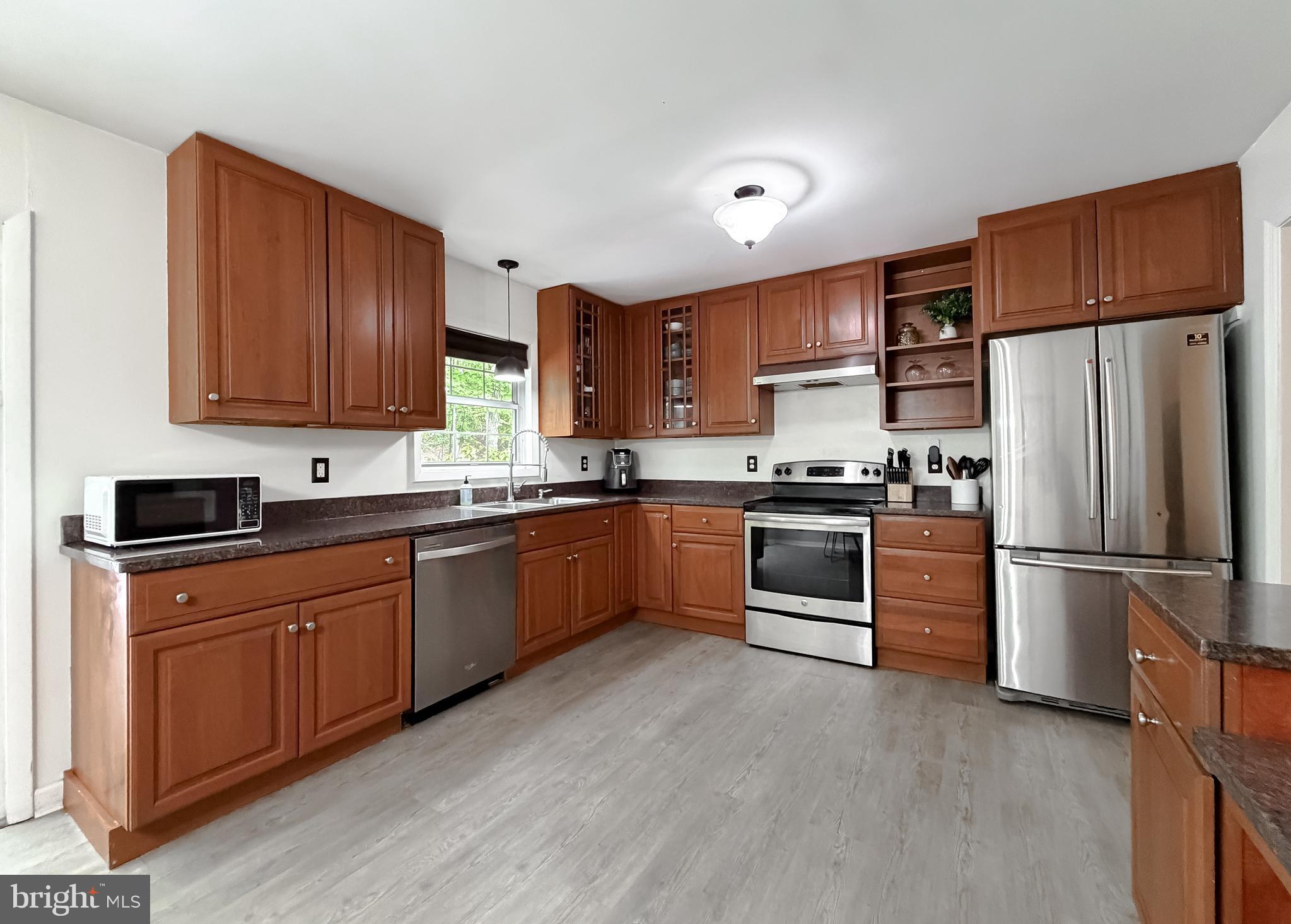 WHITE SANDS - Residential