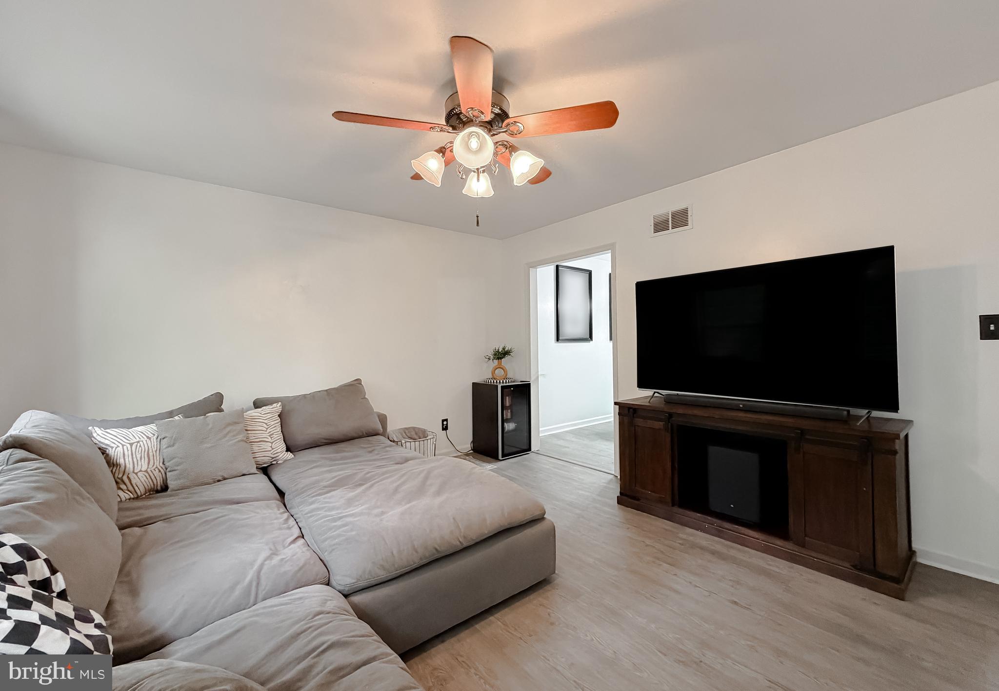 WHITE SANDS - Residential