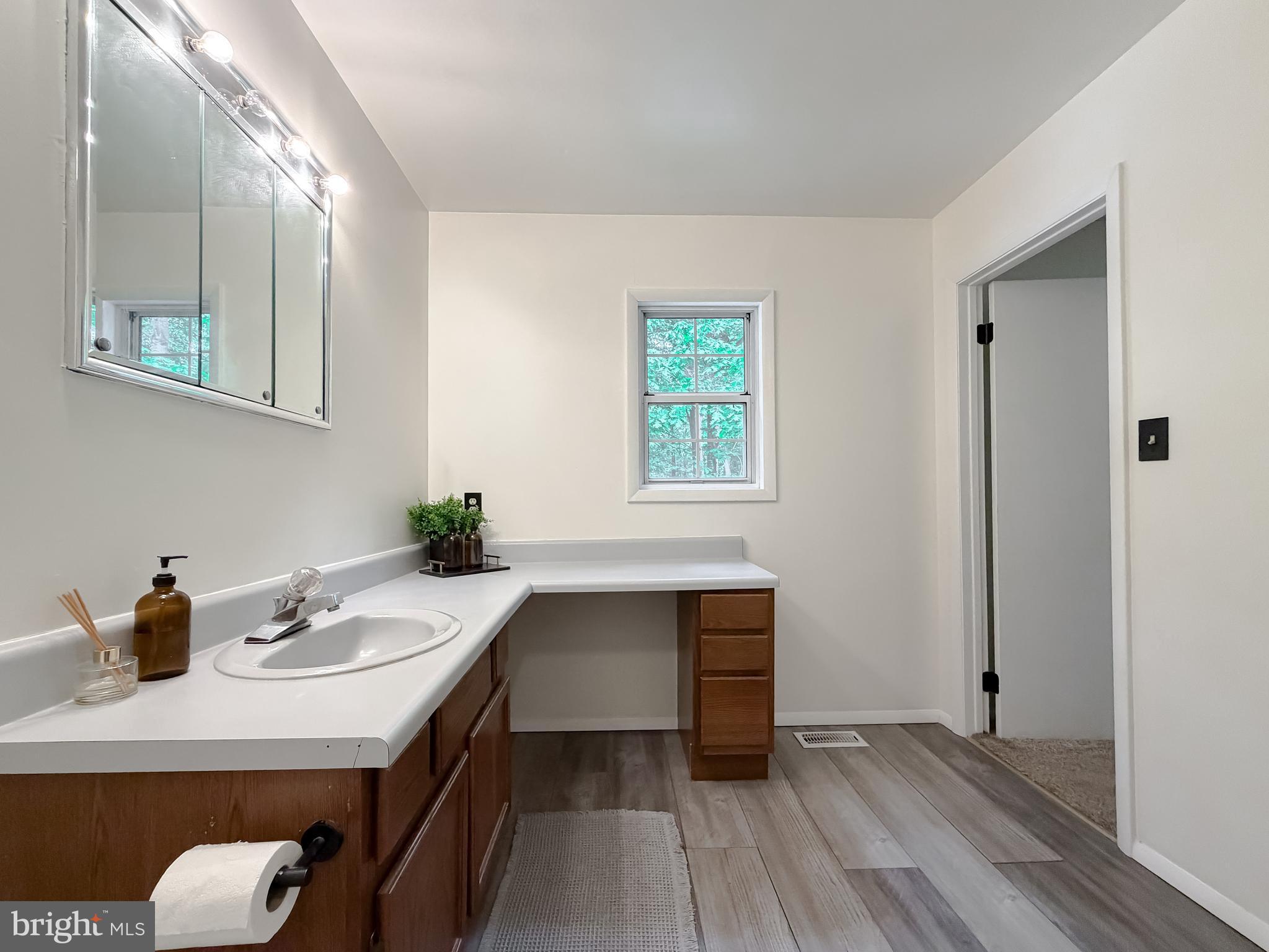 WHITE SANDS - Residential