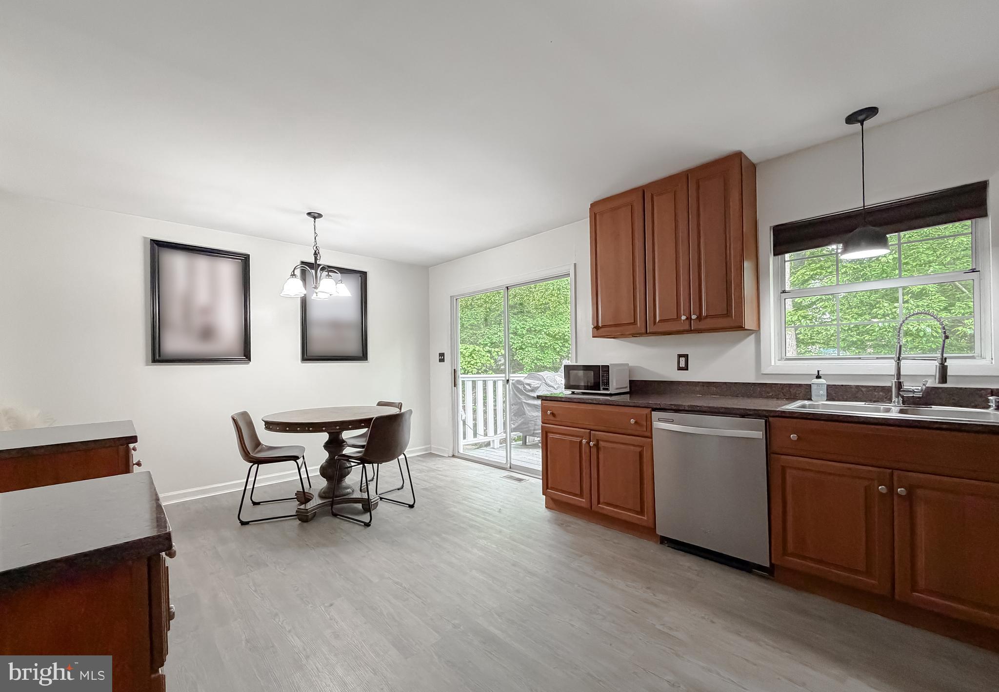 WHITE SANDS - Residential