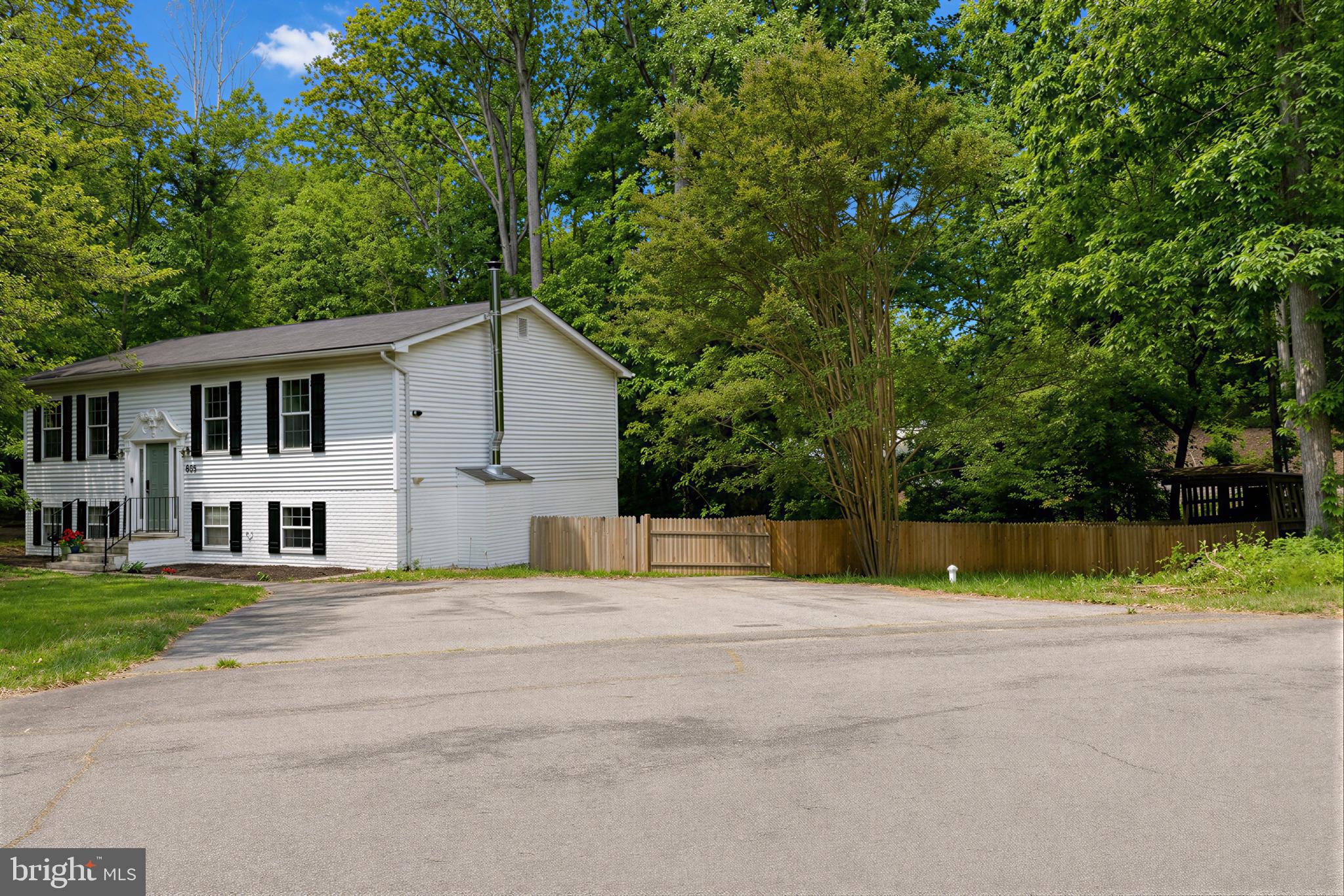 WHITE SANDS - Residential
