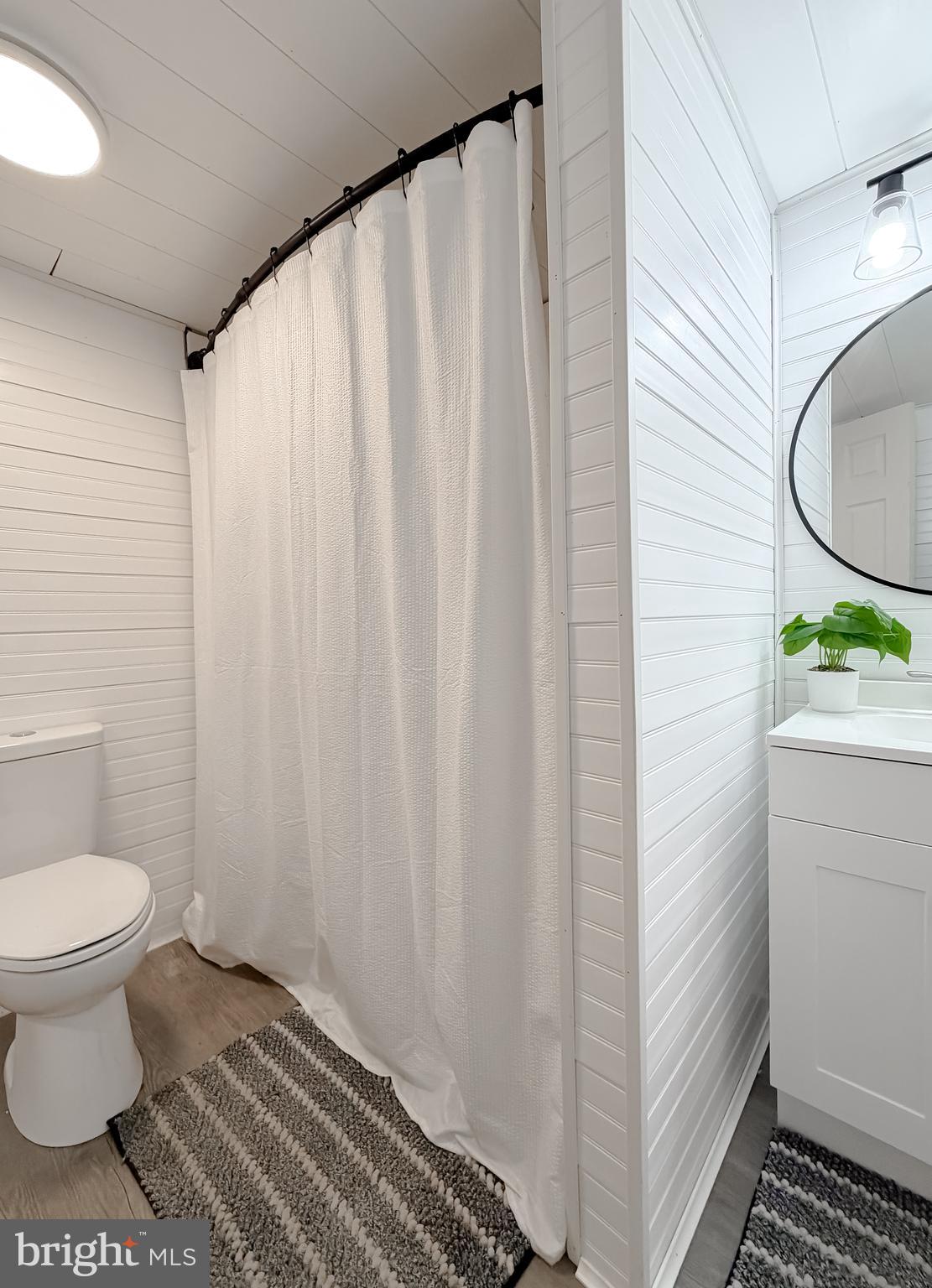 WHITE SANDS - Residential