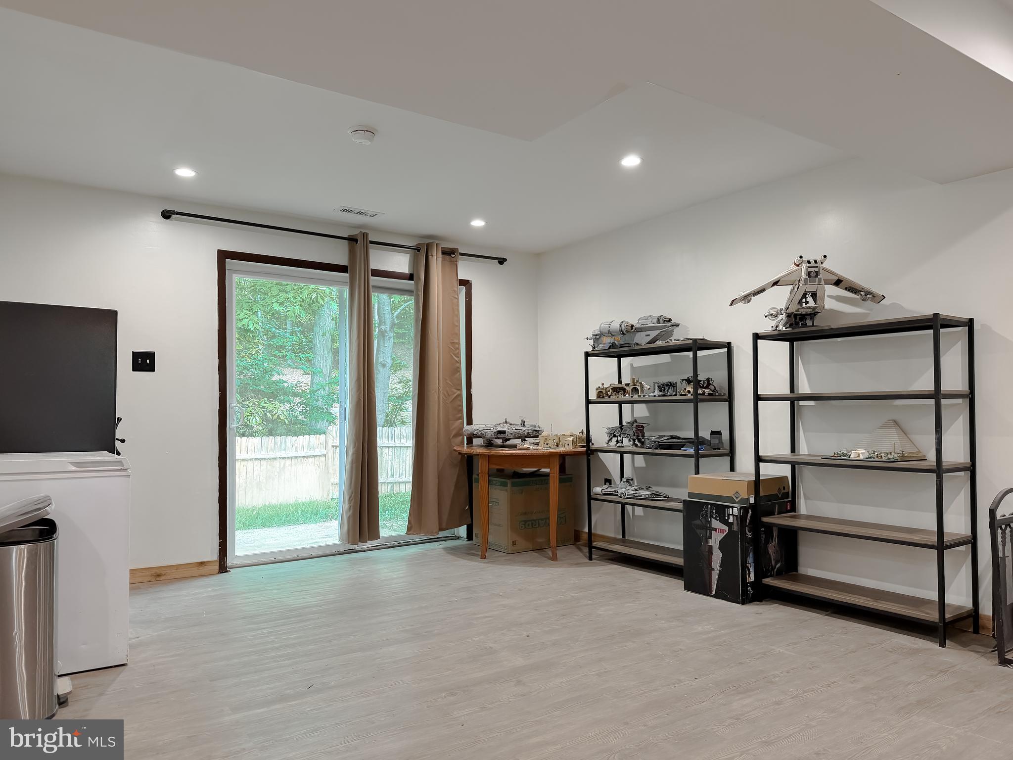 WHITE SANDS - Residential