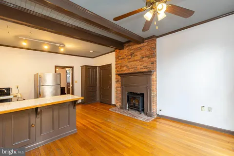 105 N Loudoun Street Unit 3, Winchester, VA MLS: VAWI2007608