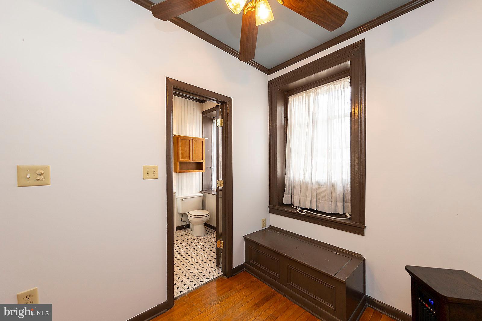 OLD TOWN WINCHESTER - Residential Lease