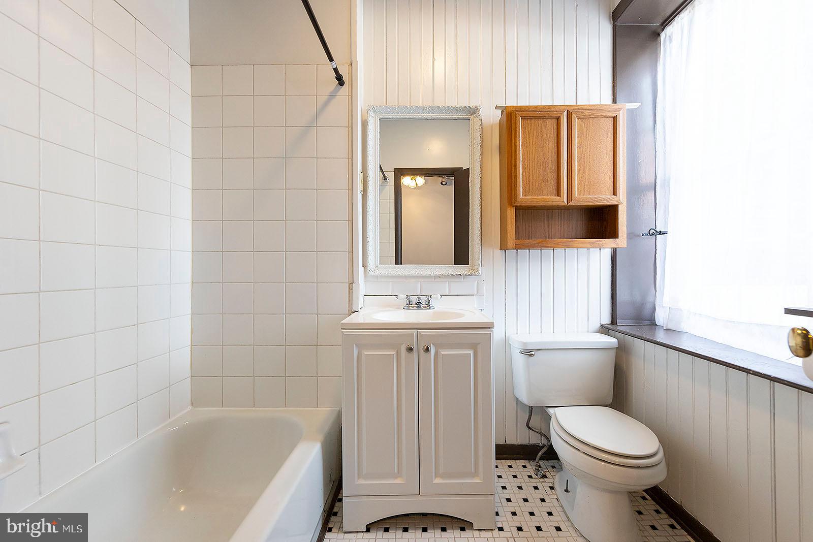 OLD TOWN WINCHESTER - Residential Lease