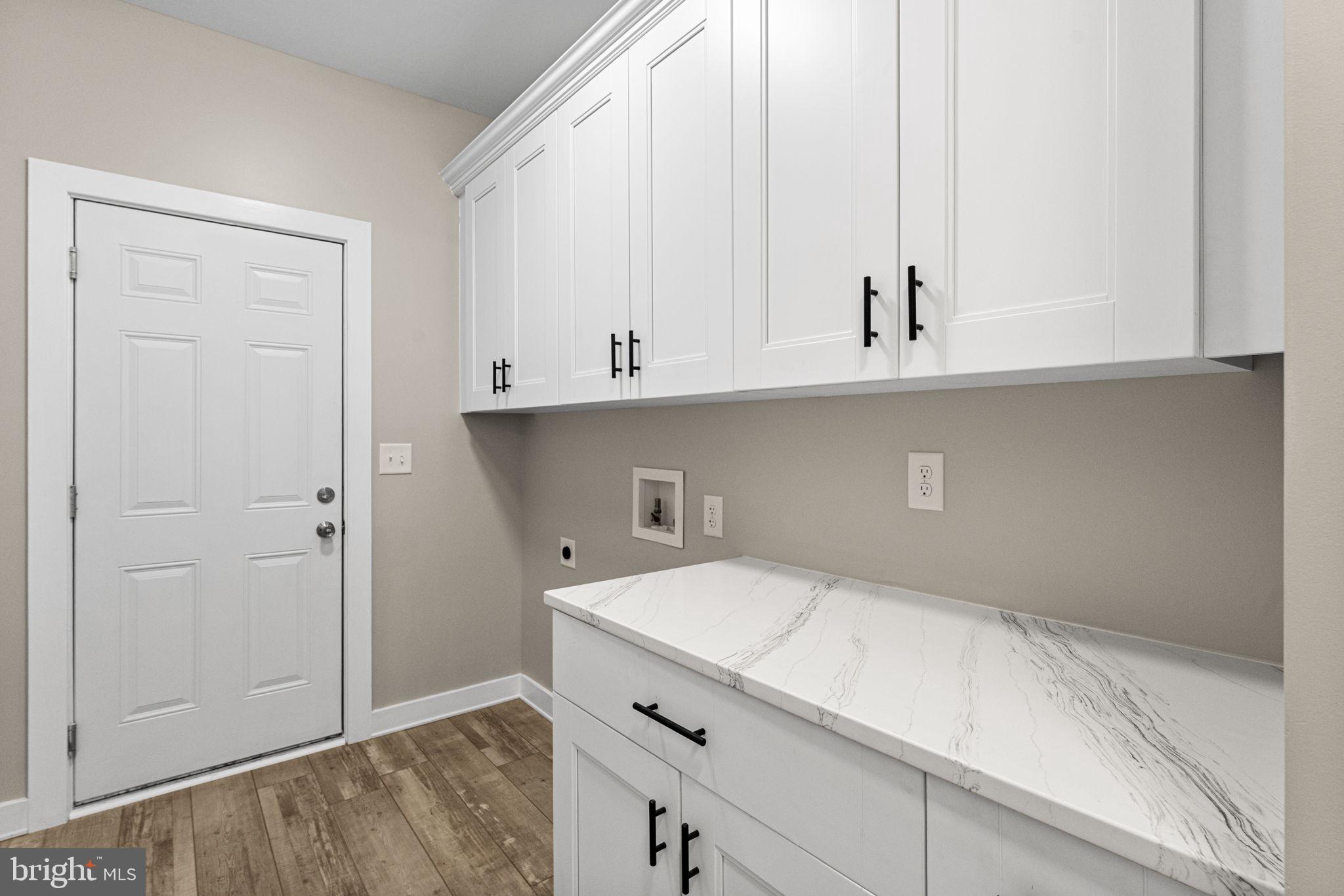 STRATFORD HARBOUR - Residential