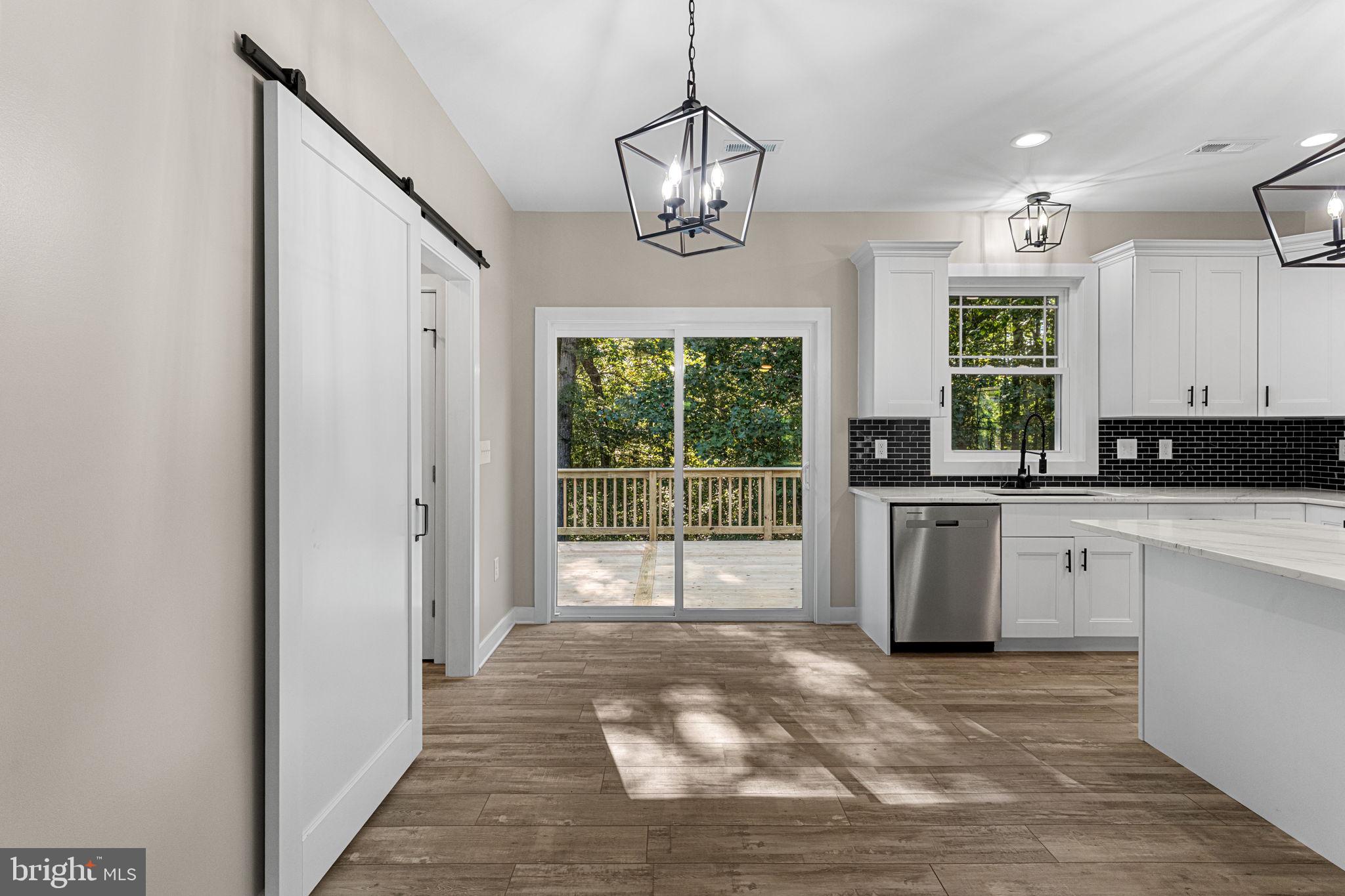 STRATFORD HARBOUR - Residential