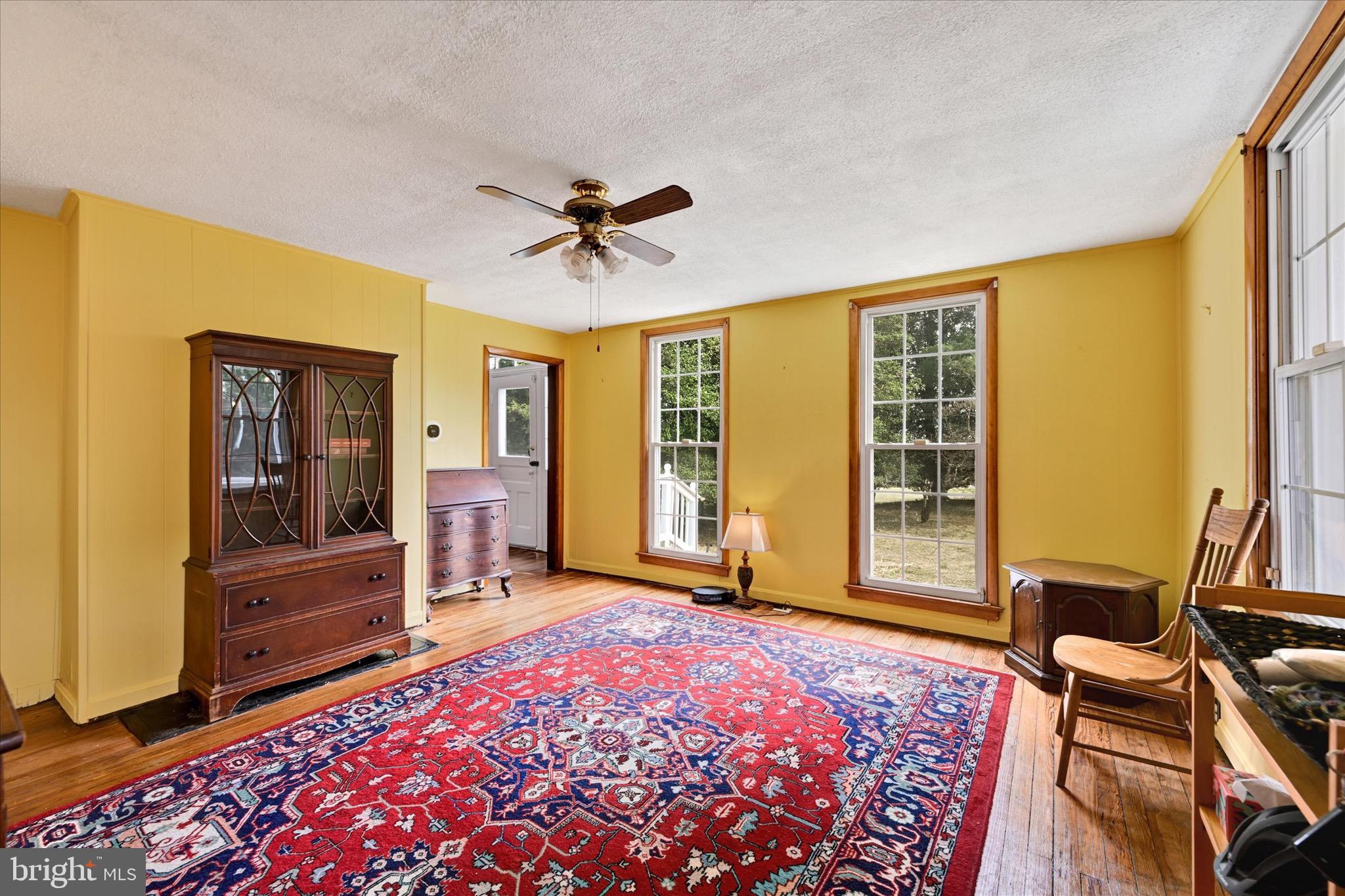 ELKRIDGE CROSSING - Residential