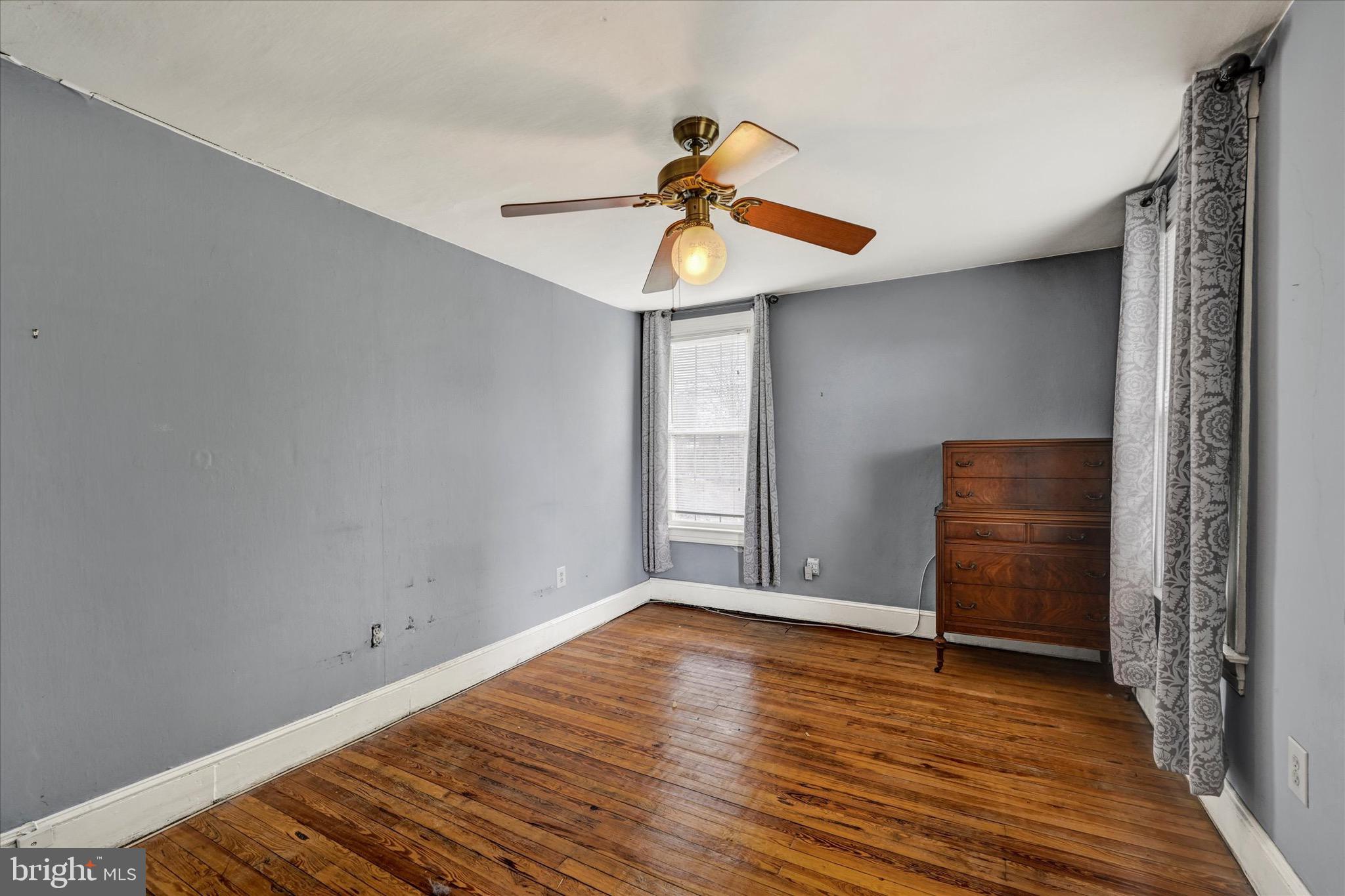 ELKRIDGE CROSSING - Residential