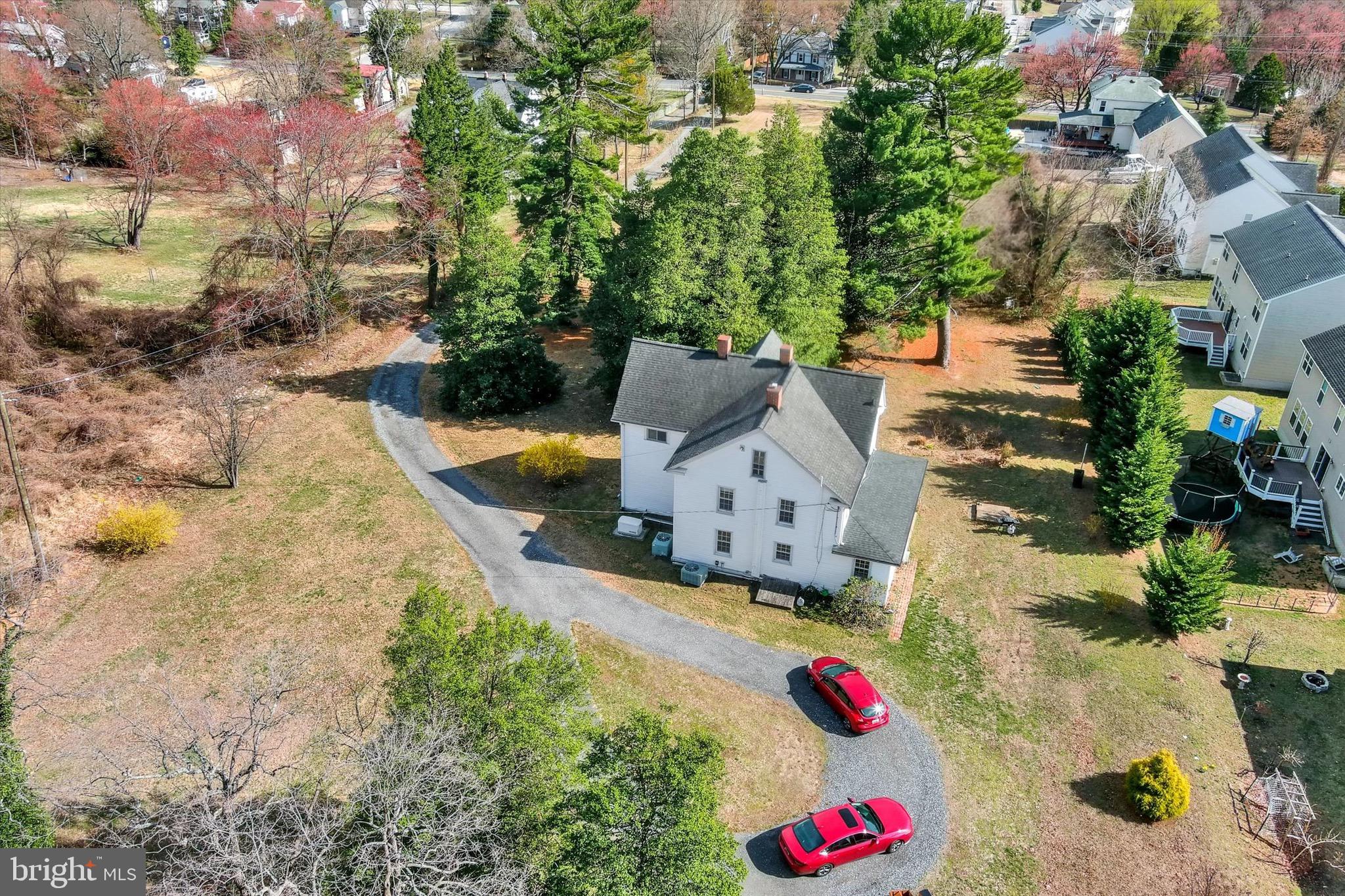 ELKRIDGE CROSSING - Residential