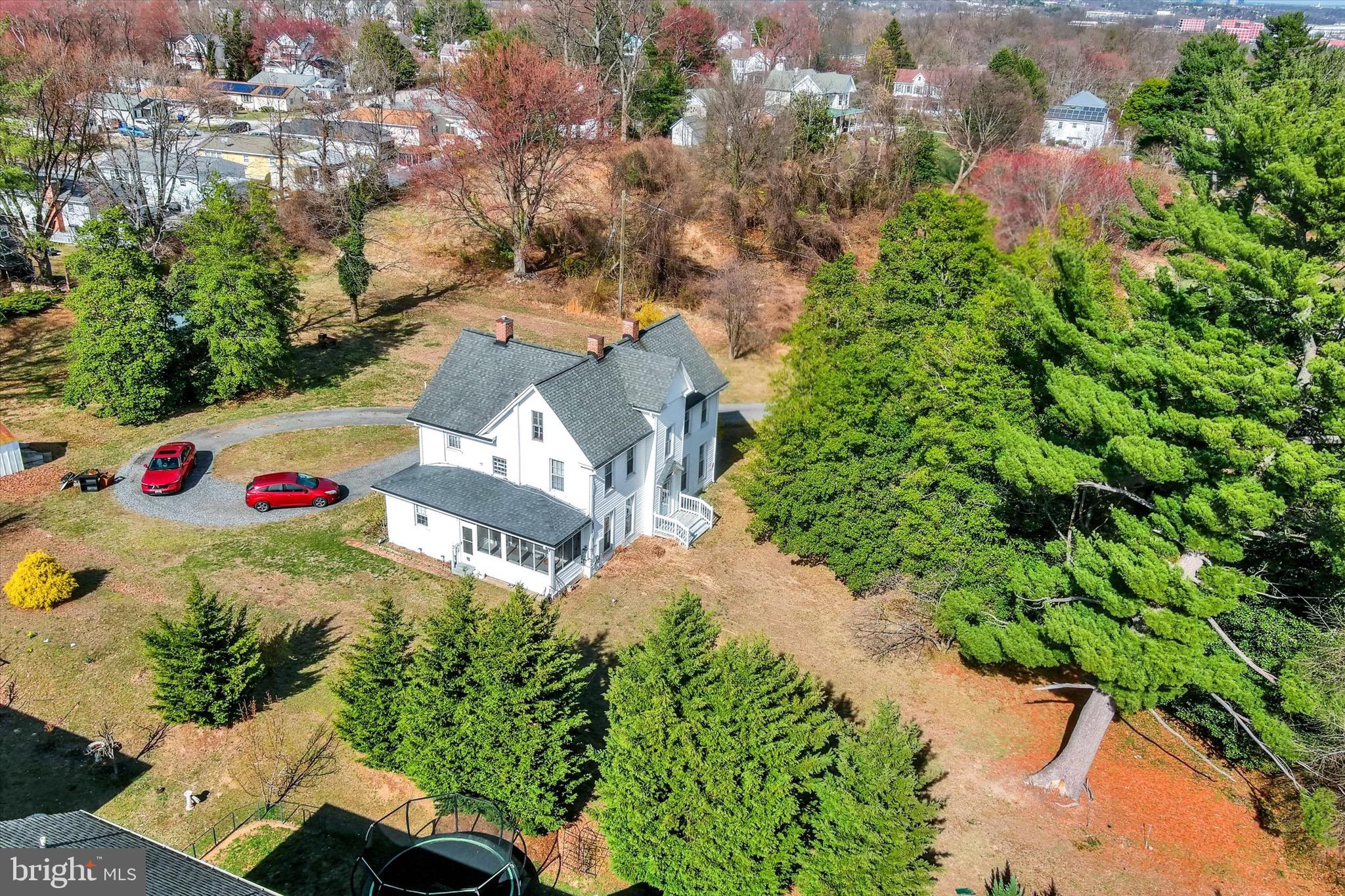 ELKRIDGE CROSSING - Residential