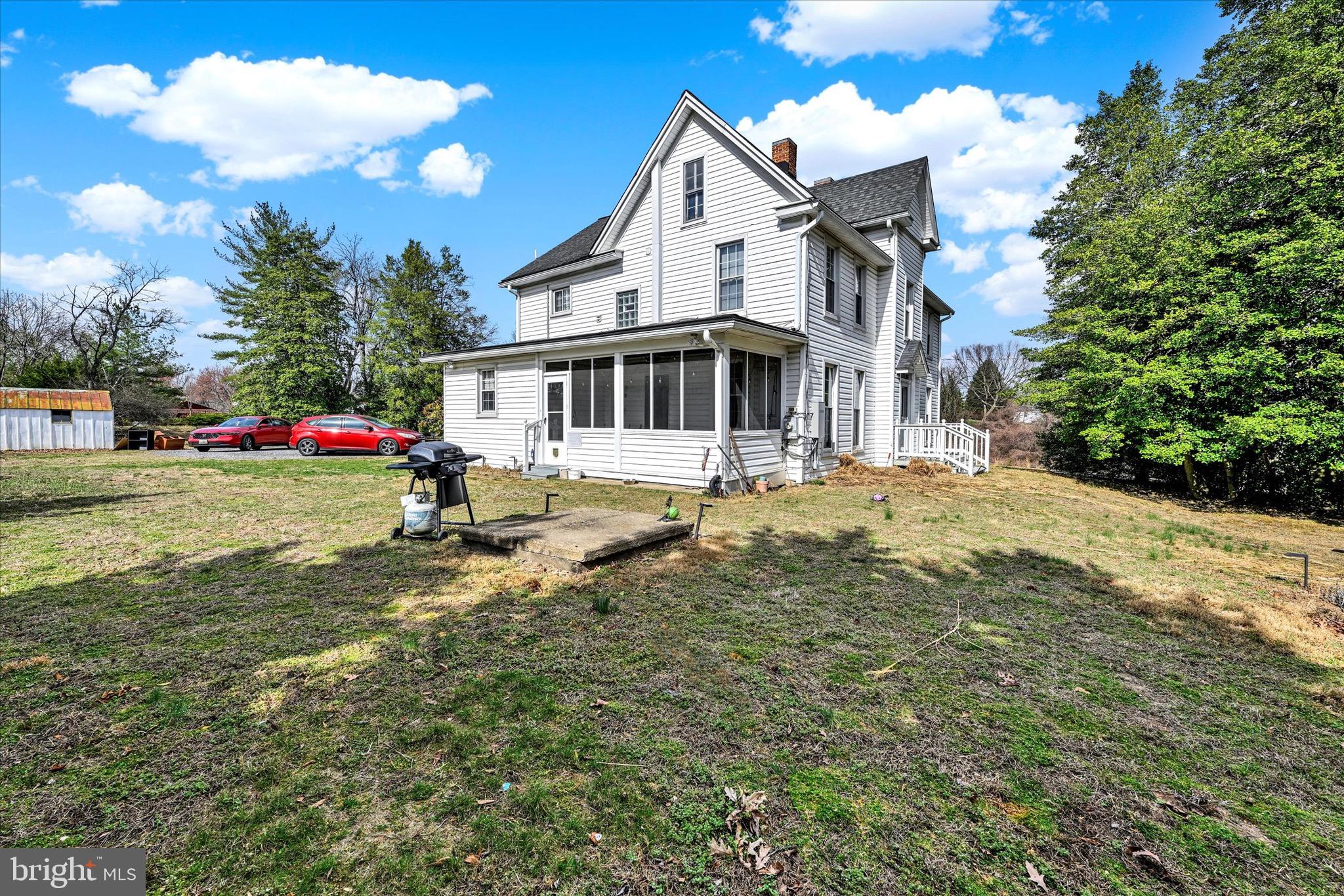 ELKRIDGE CROSSING - Residential