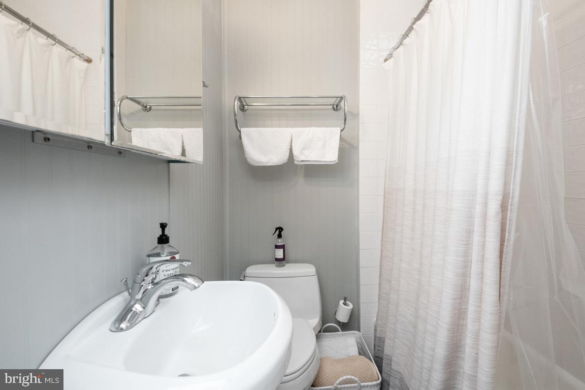 CANTON - Residential Lease