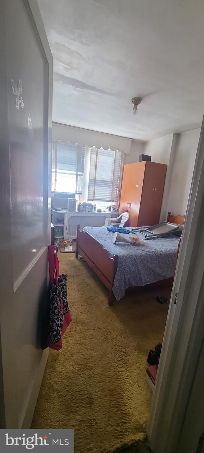 WEST PHILADELPHIA - Residential