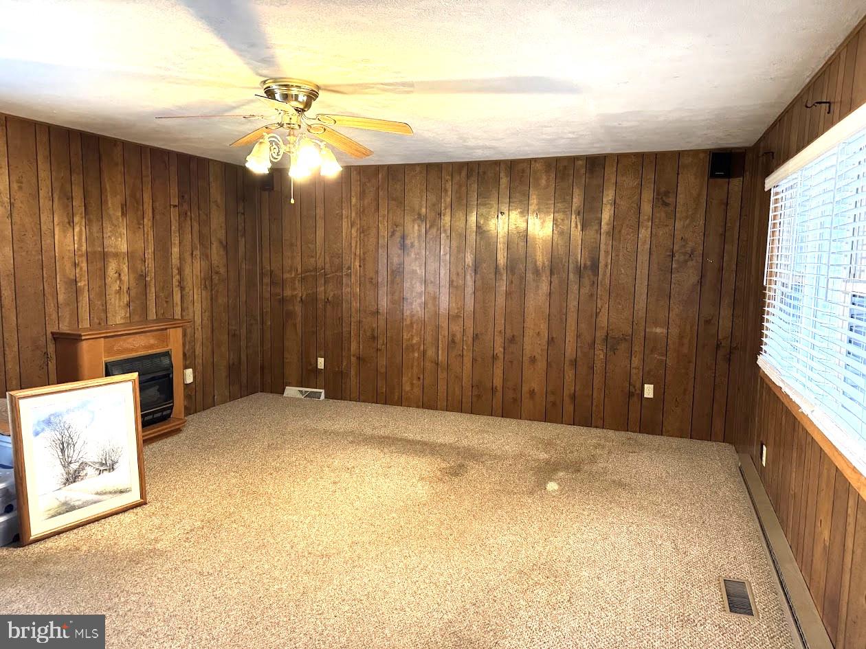 UNDERWOOD - Residential