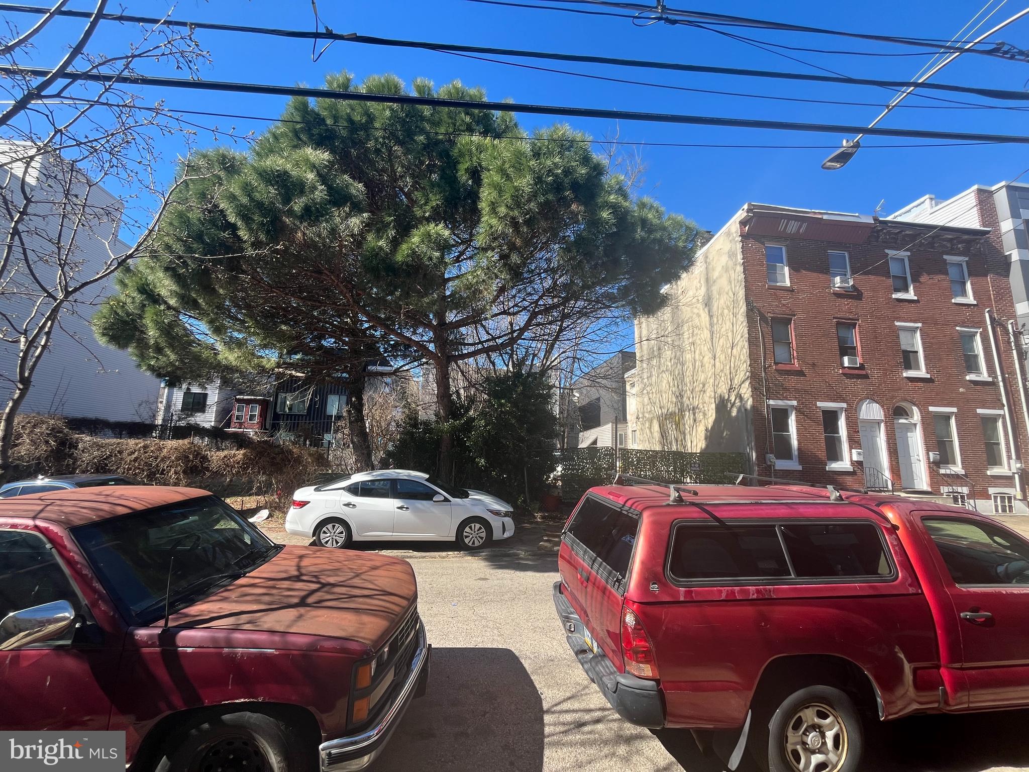 OLDE KENSINGTON - Residential