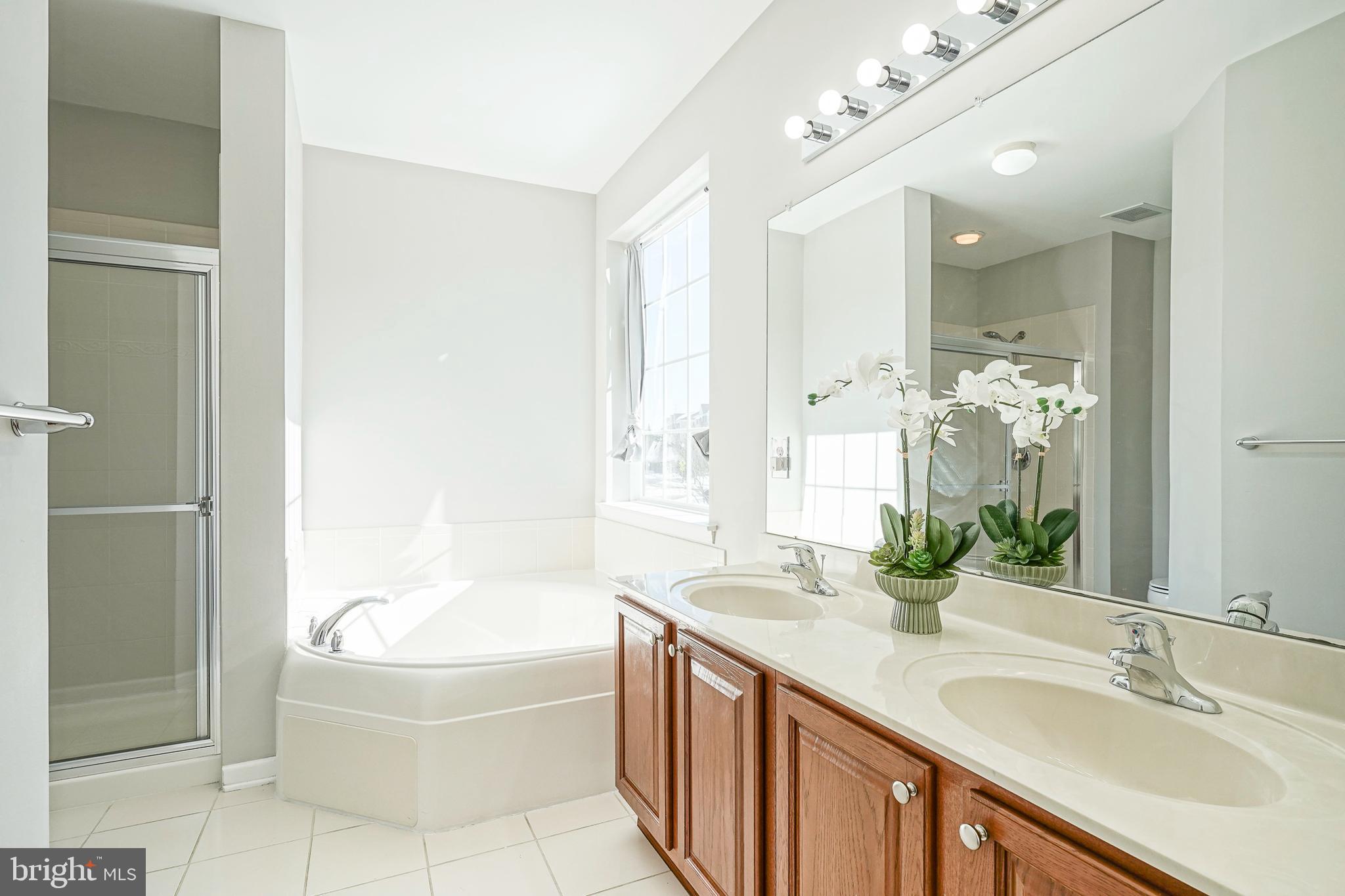 226 BREEDERS CUP DRIVE