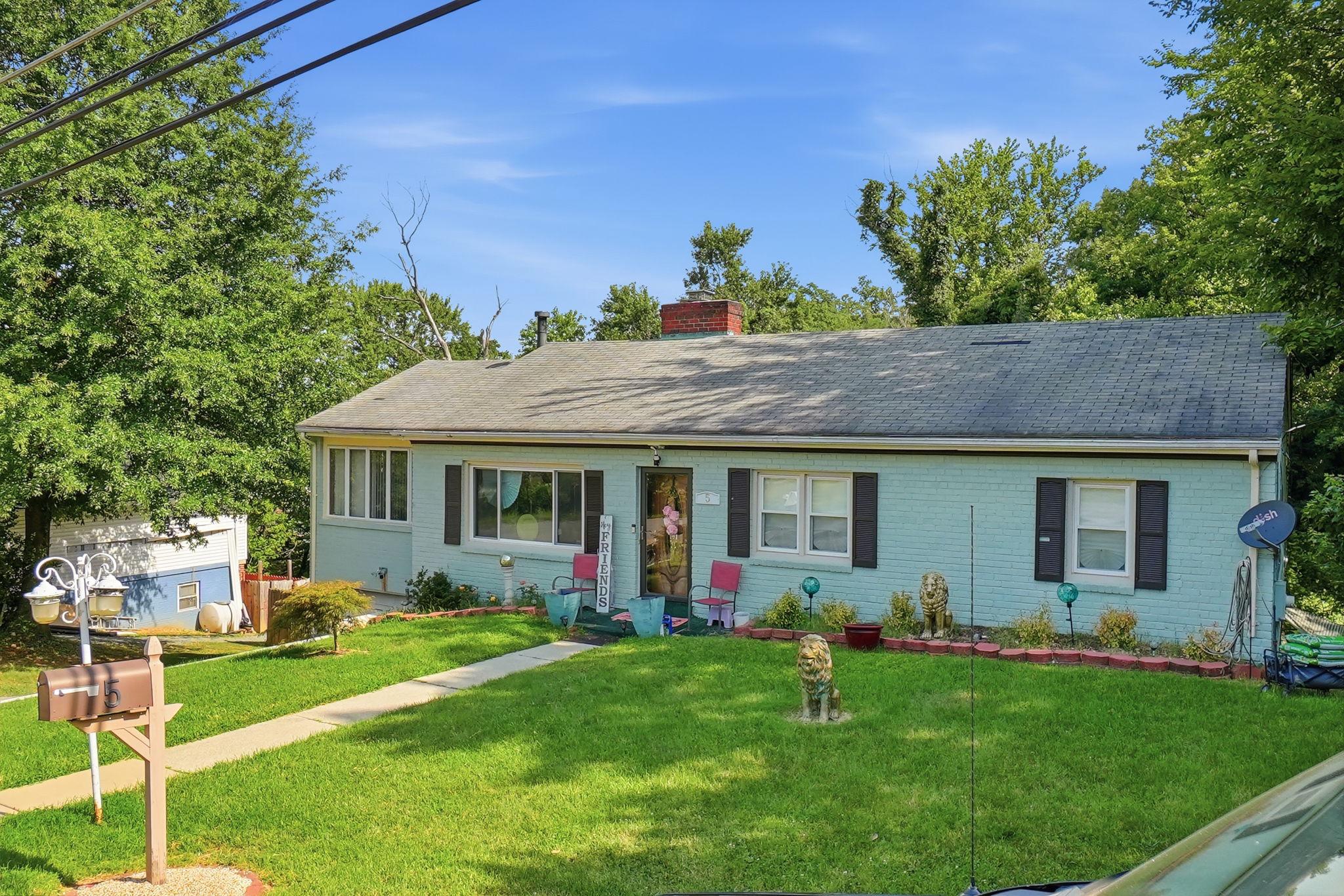5 PANORAMA DRIVE