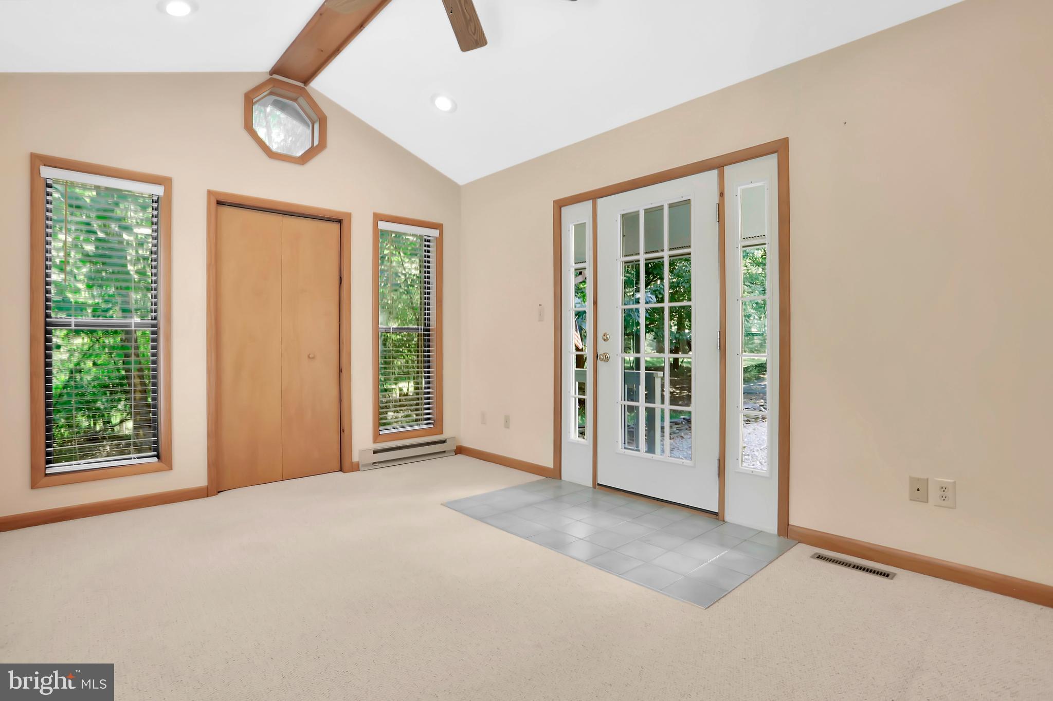 THE WOODS - Residential