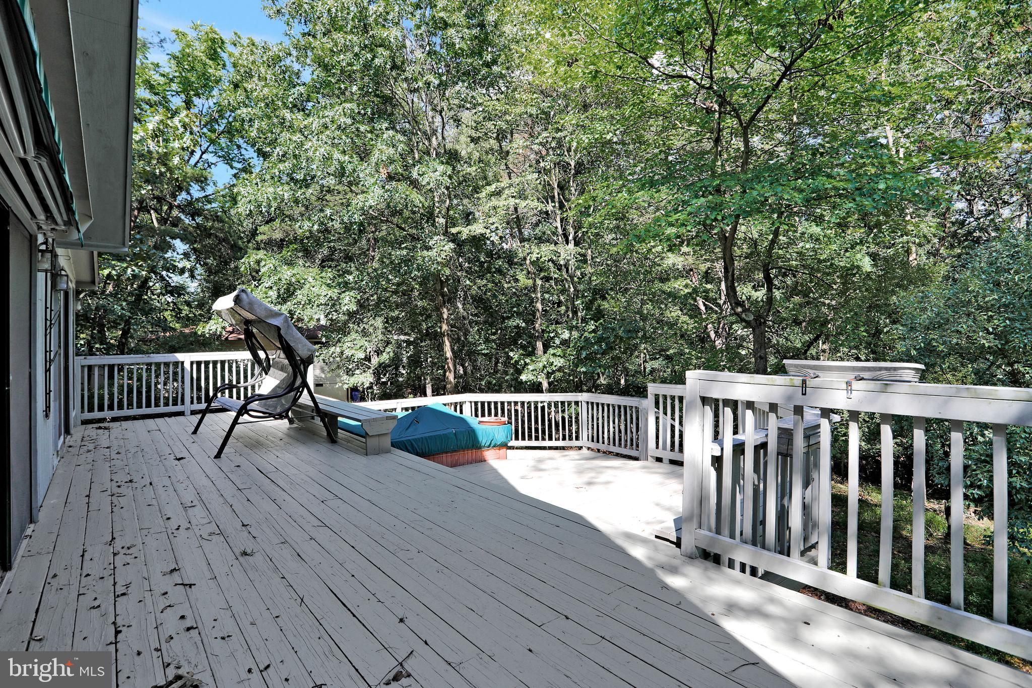 THE WOODS - Residential