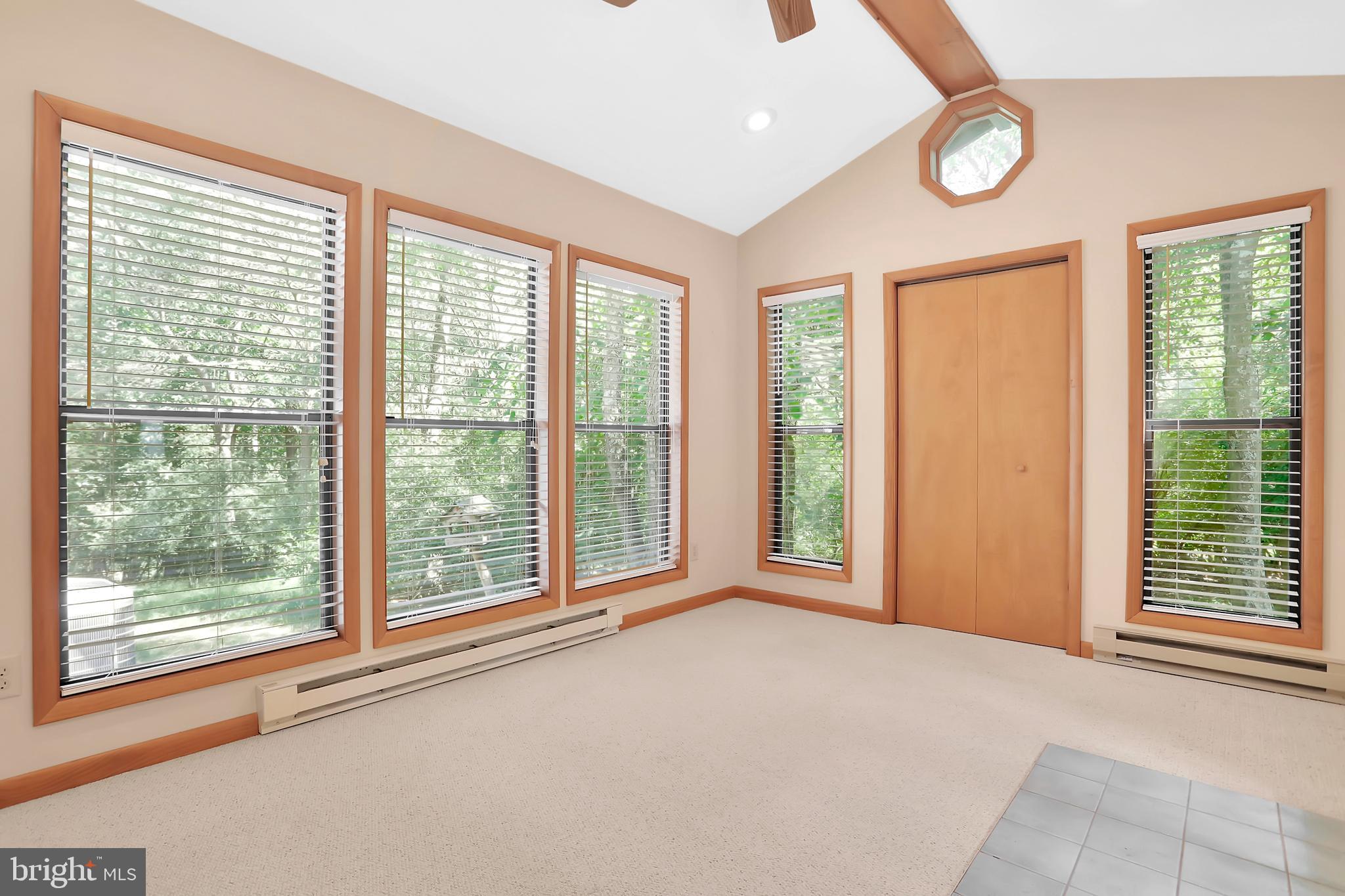 THE WOODS - Residential