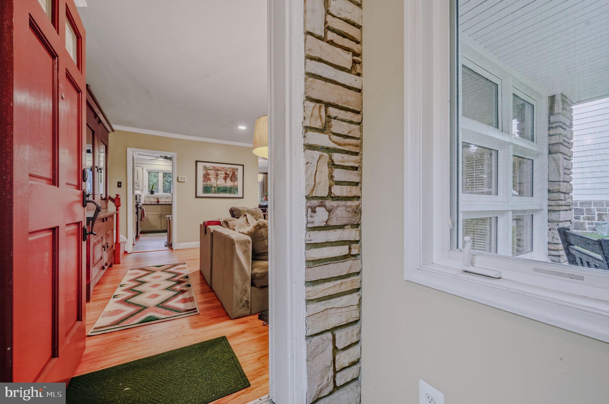 206 W VIRGINIA