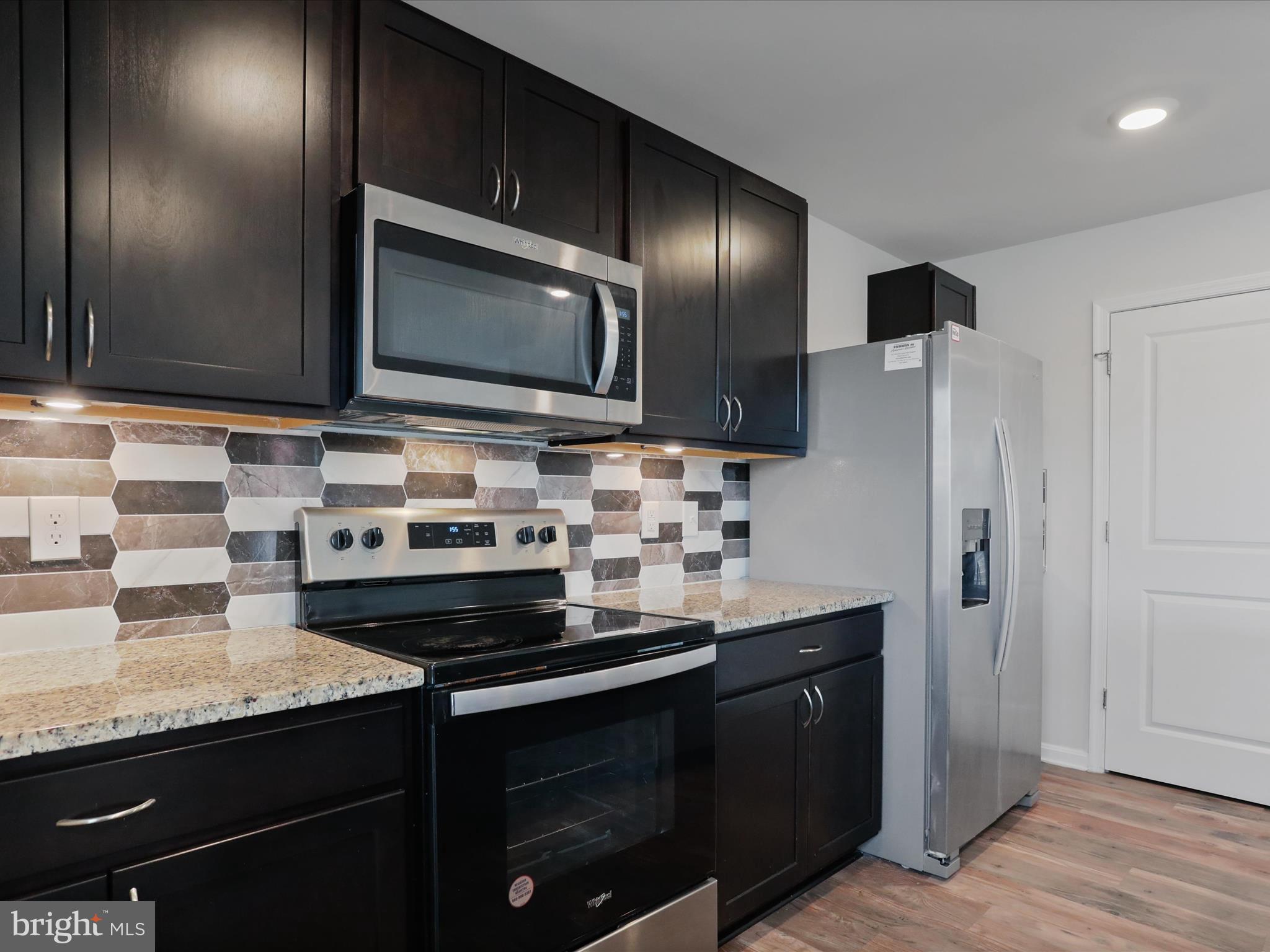 MAGNOLIA SPRINGS - Residential Lease