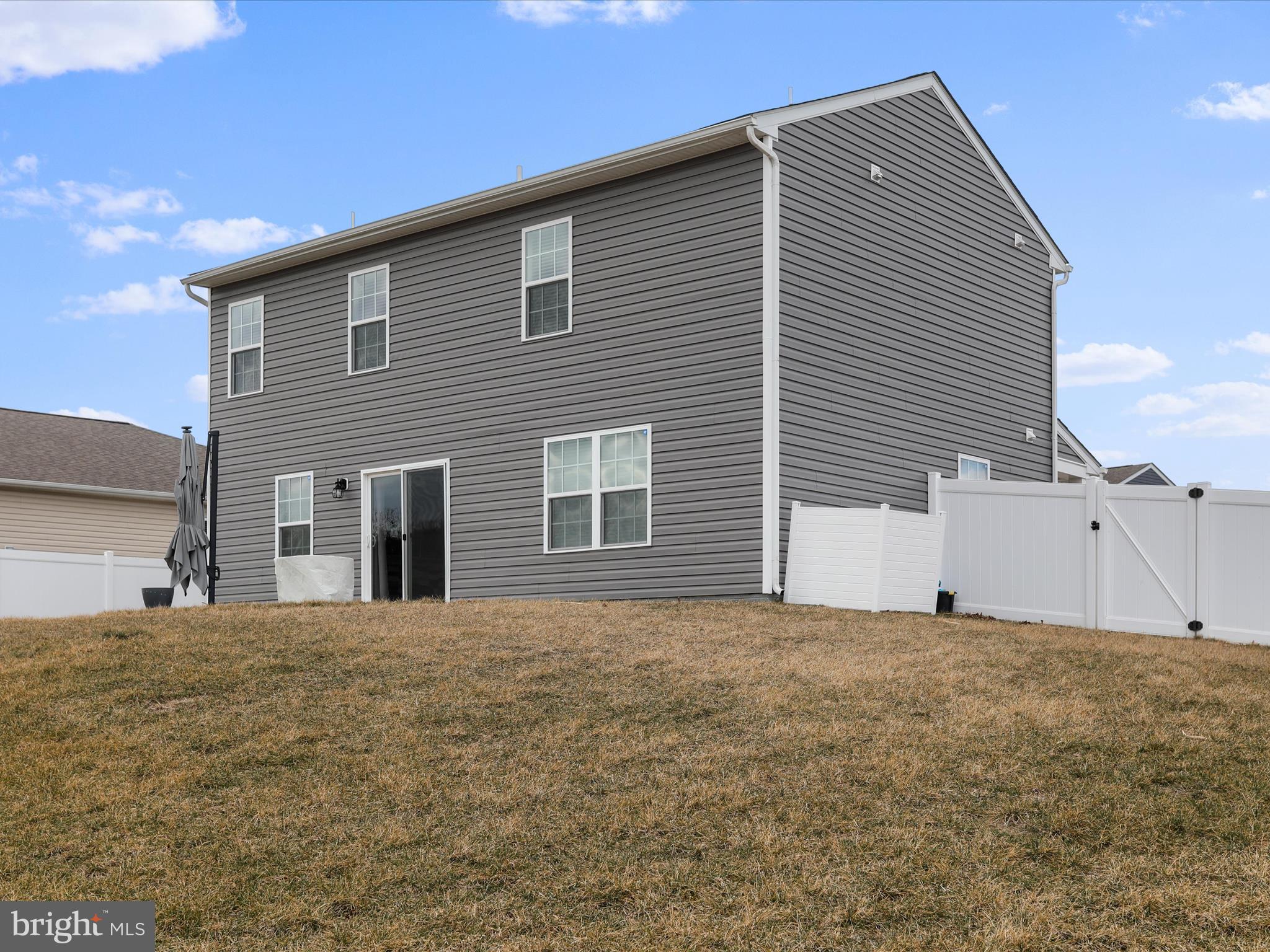 MAGNOLIA SPRINGS - Residential Lease