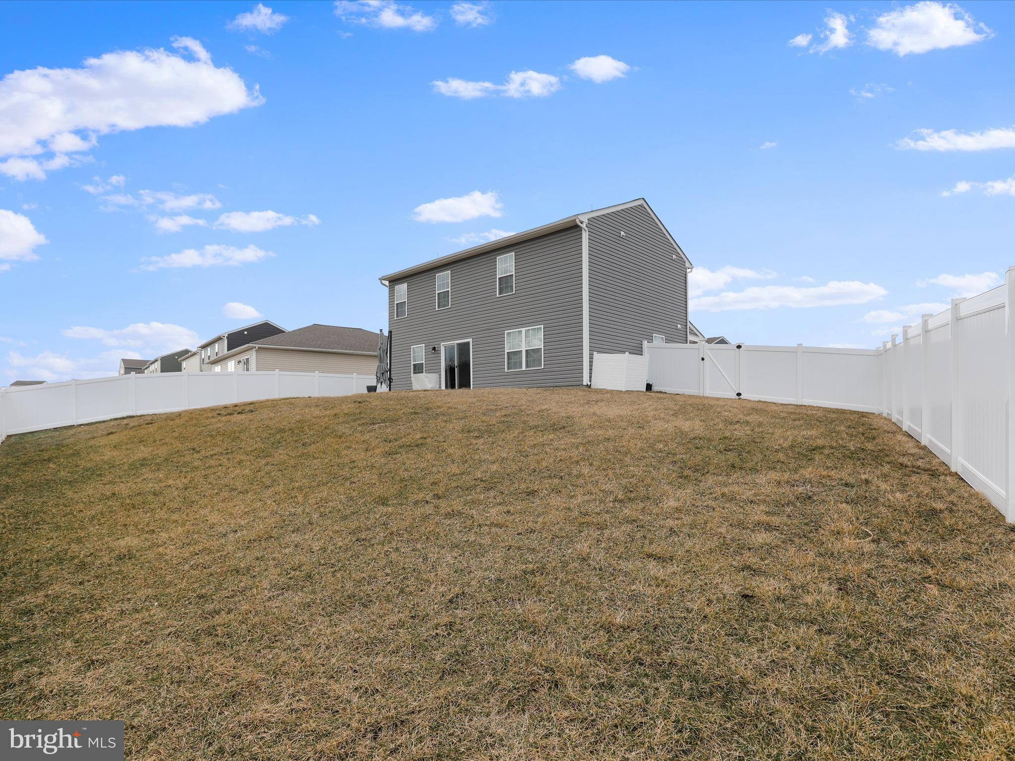 MAGNOLIA SPRINGS - Residential Lease