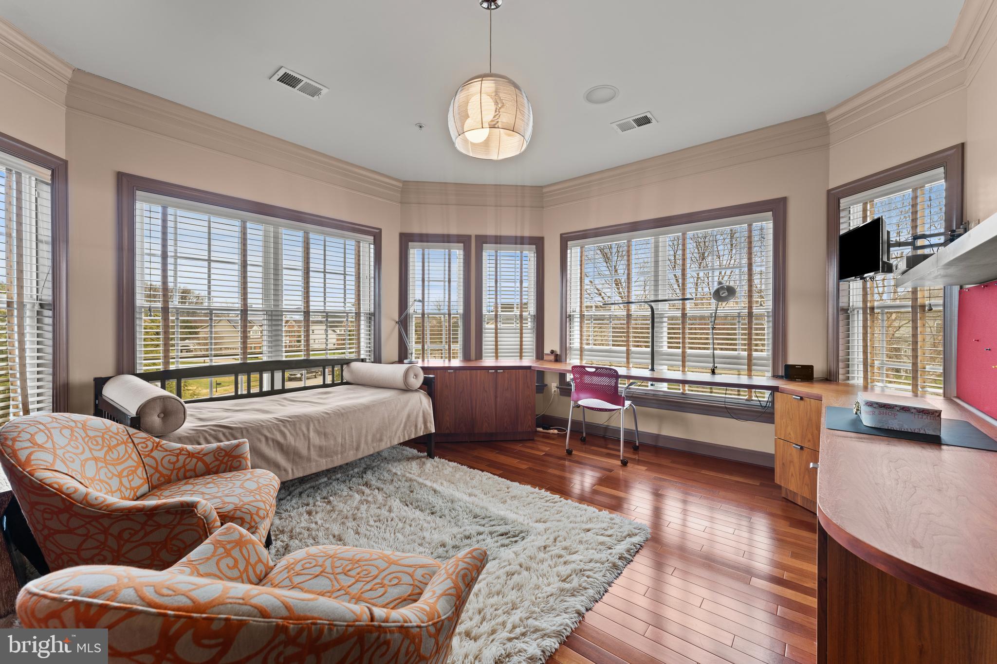 WESTWOOD - Residential