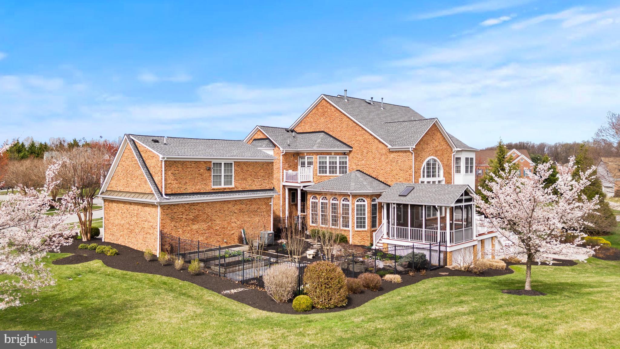 WESTWOOD - Residential