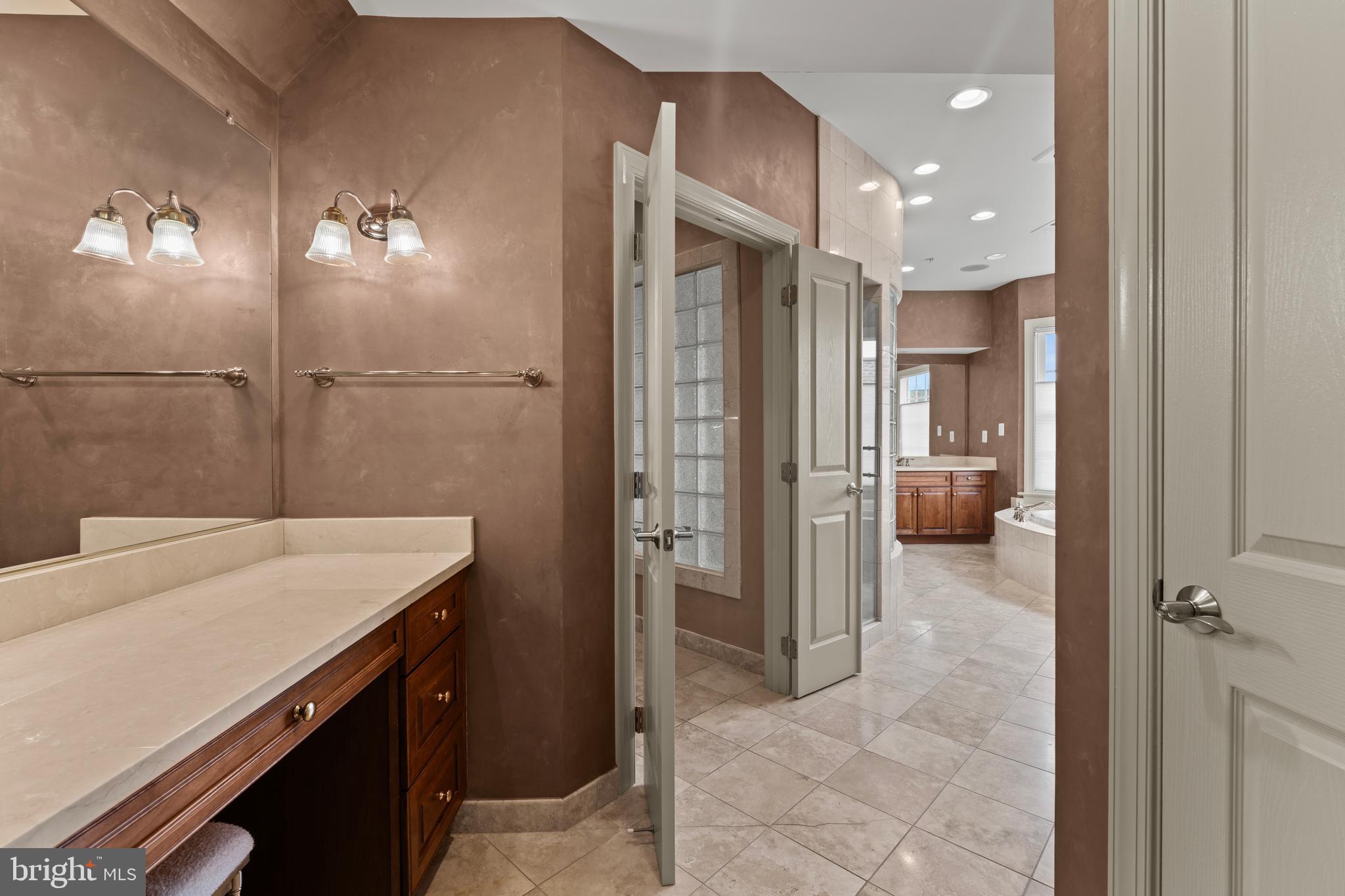 WESTWOOD - Residential