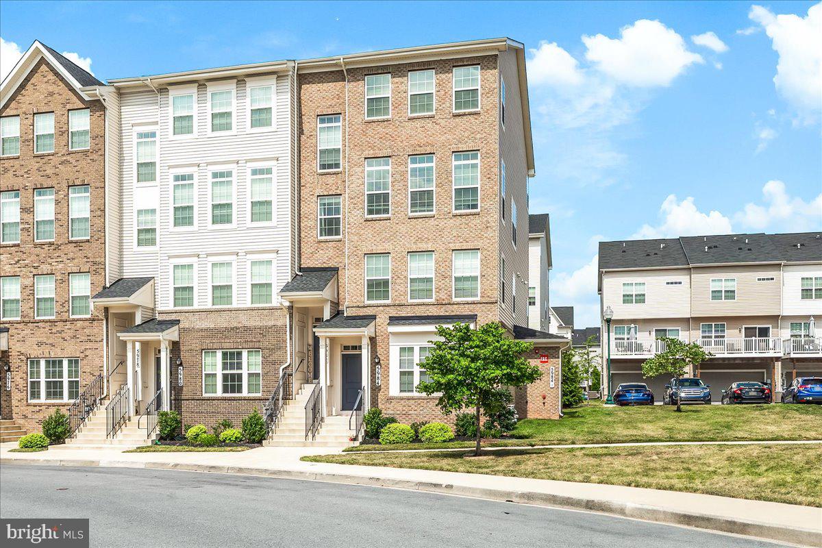 5982 FORUM SQUARE