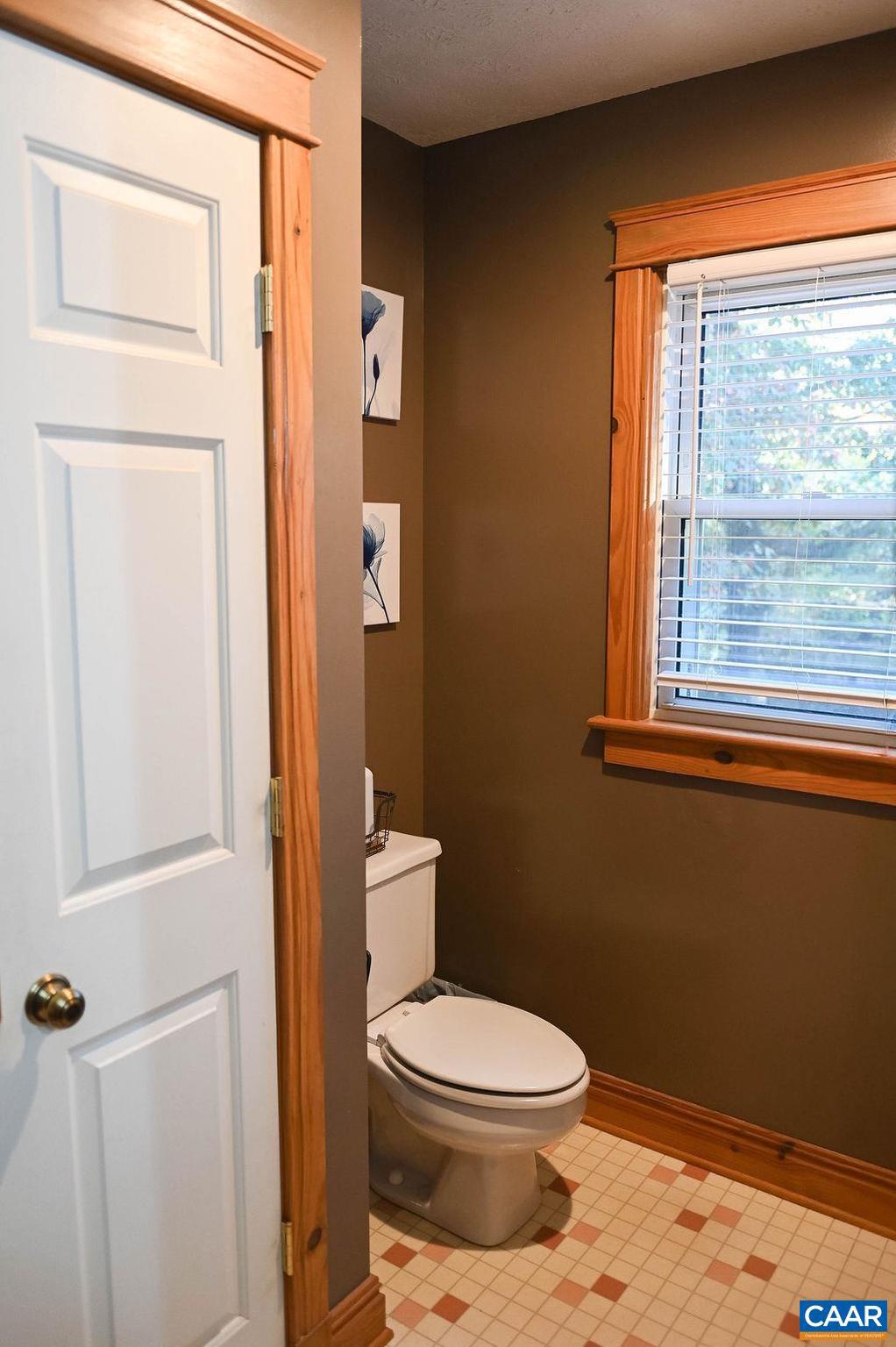 LAKE MONTICELLO - Residential