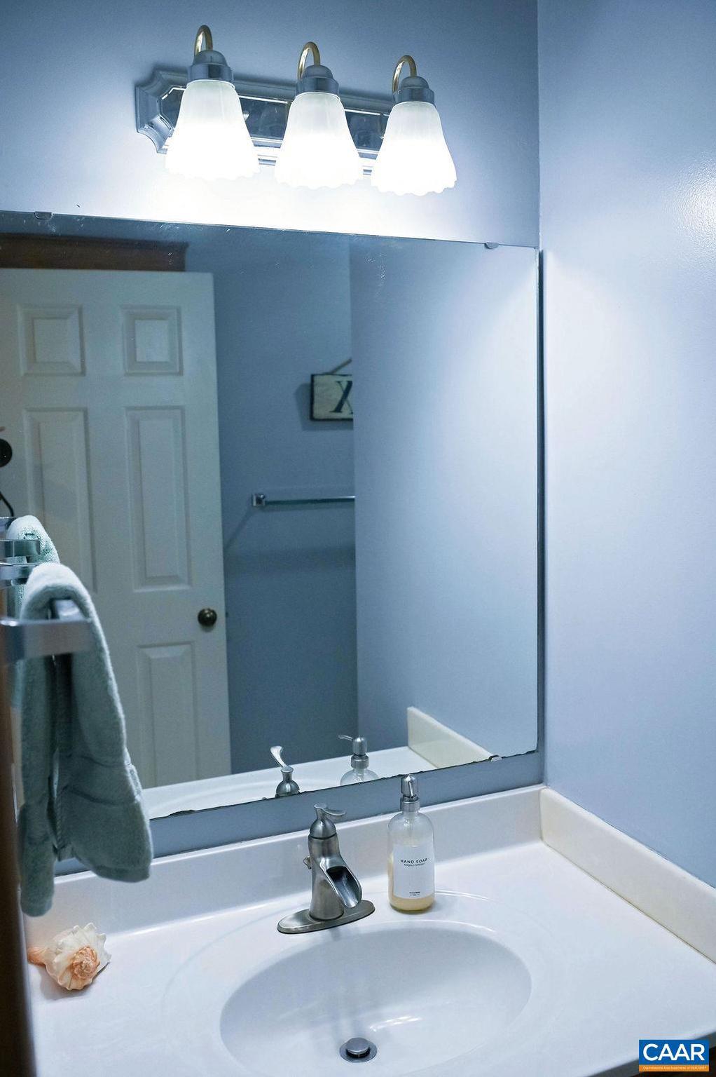 LAKE MONTICELLO - Residential