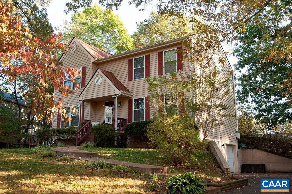 LAKE MONTICELLO - Residential