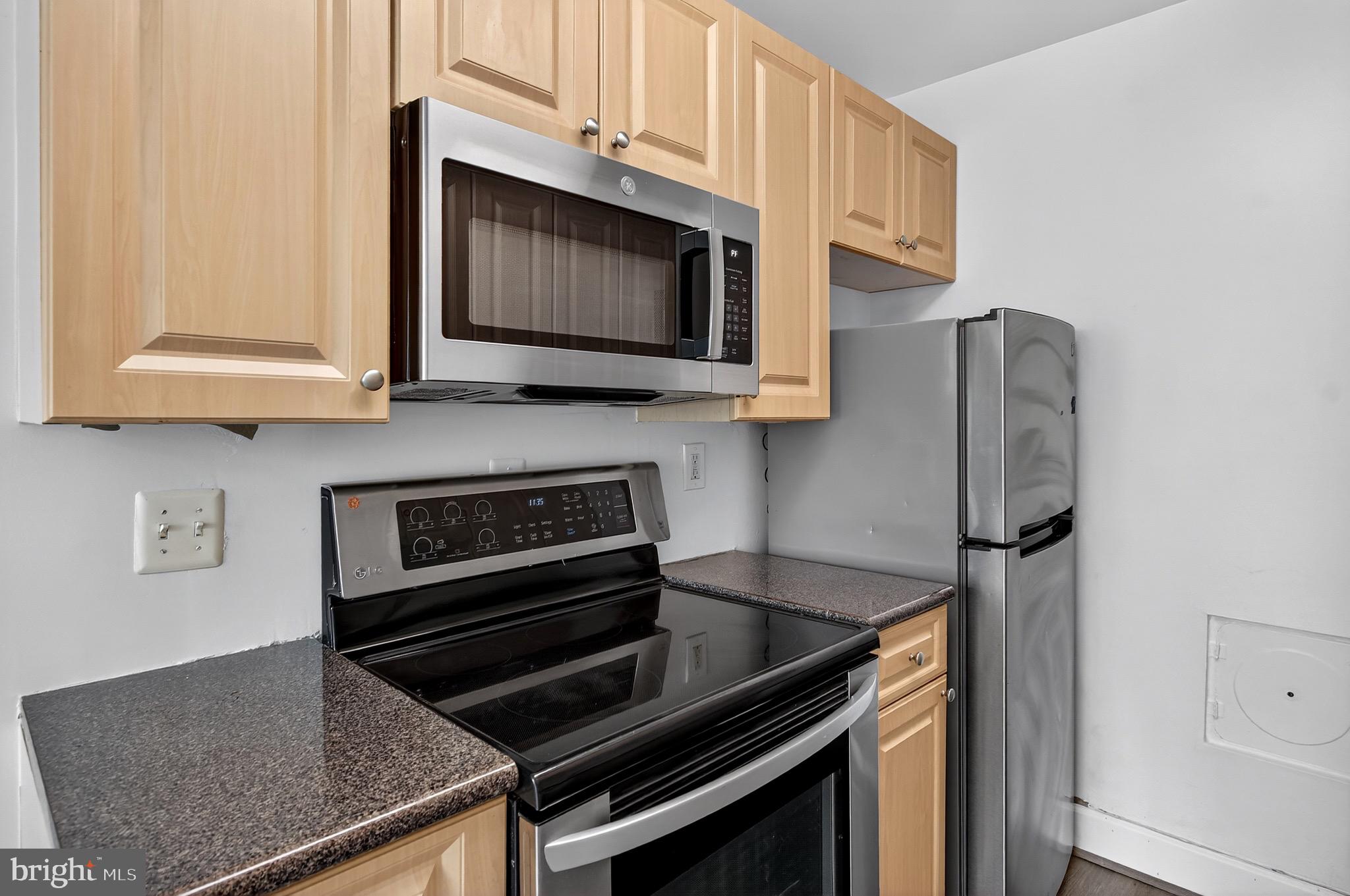 THE FAIRMONT 1005 CONDO - Residential