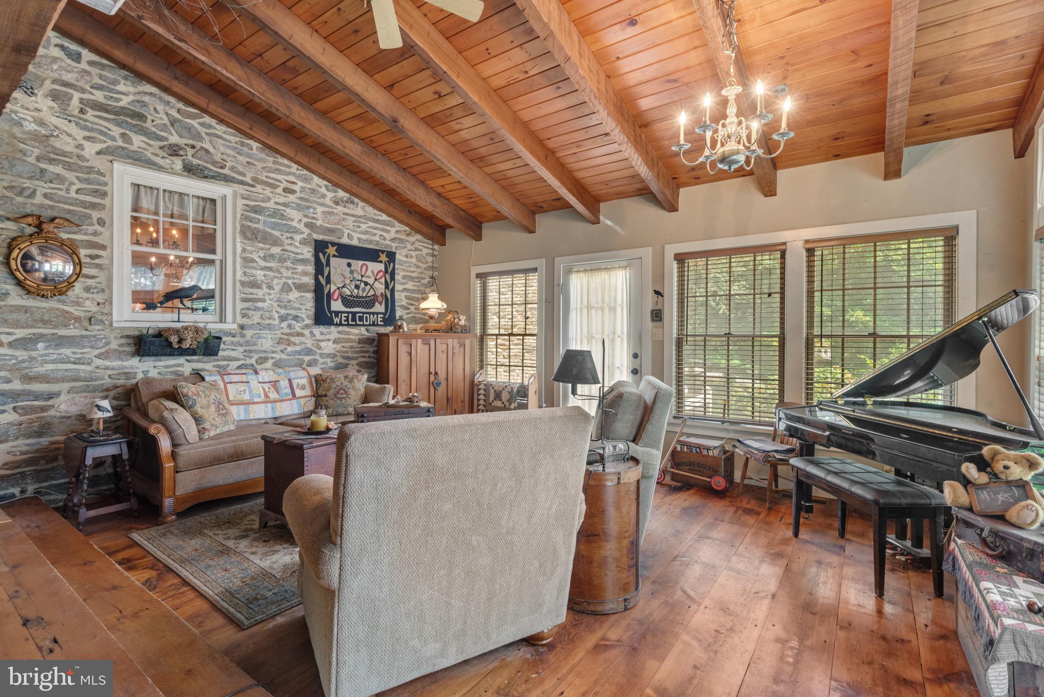 WHITE OAK - Residential